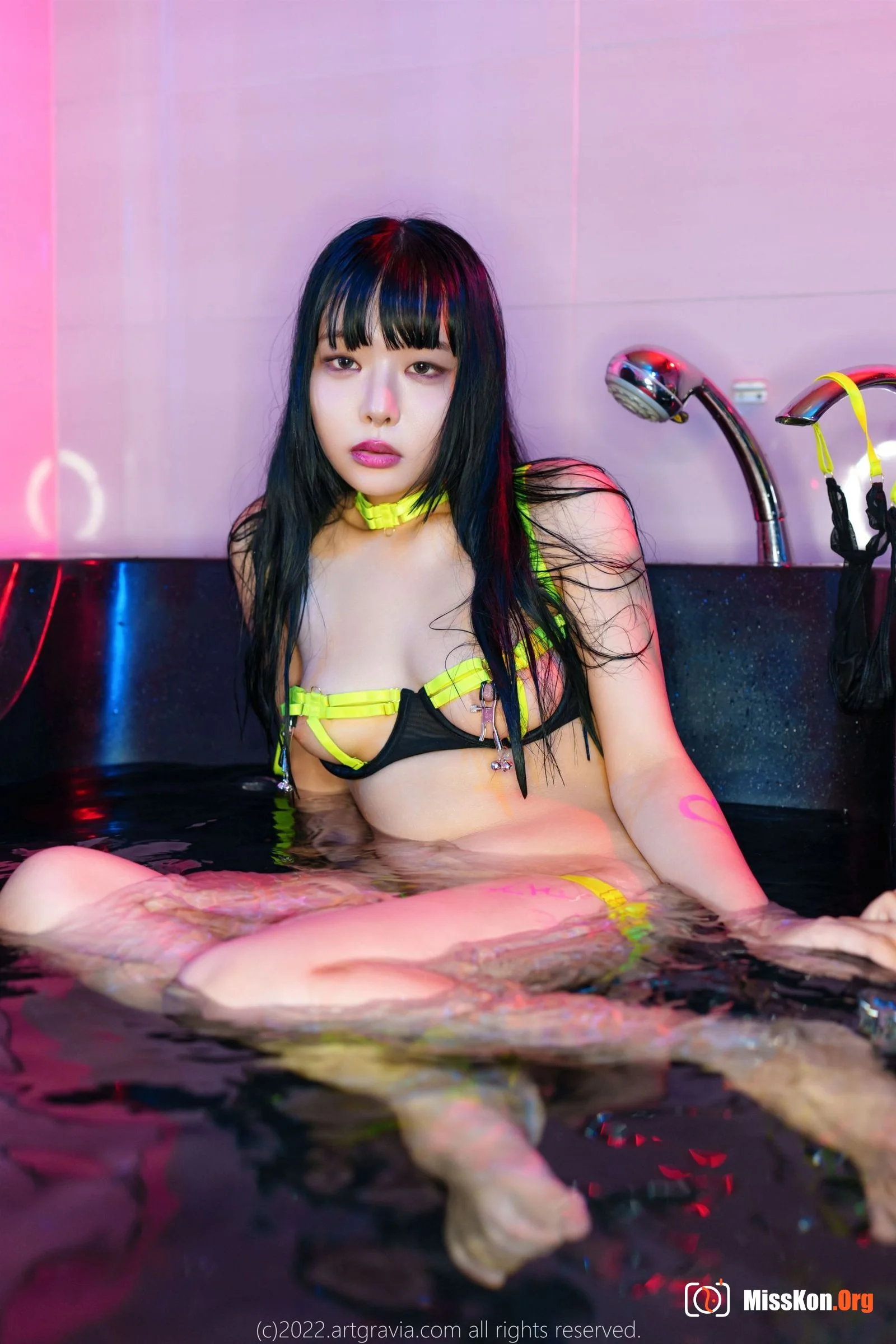 Mina - Photo 86