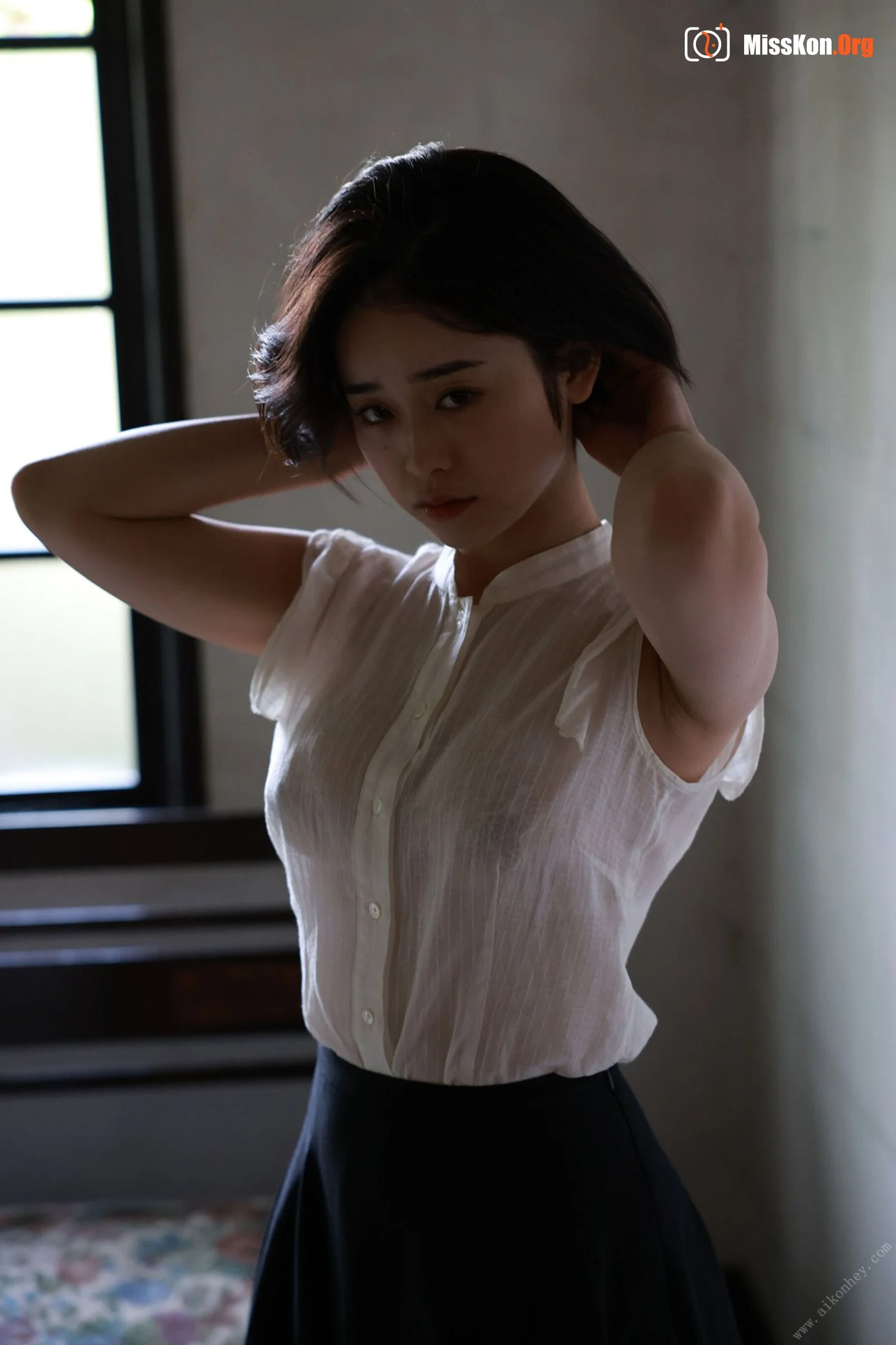 MINAMO: Glossy Waves - Photo 11