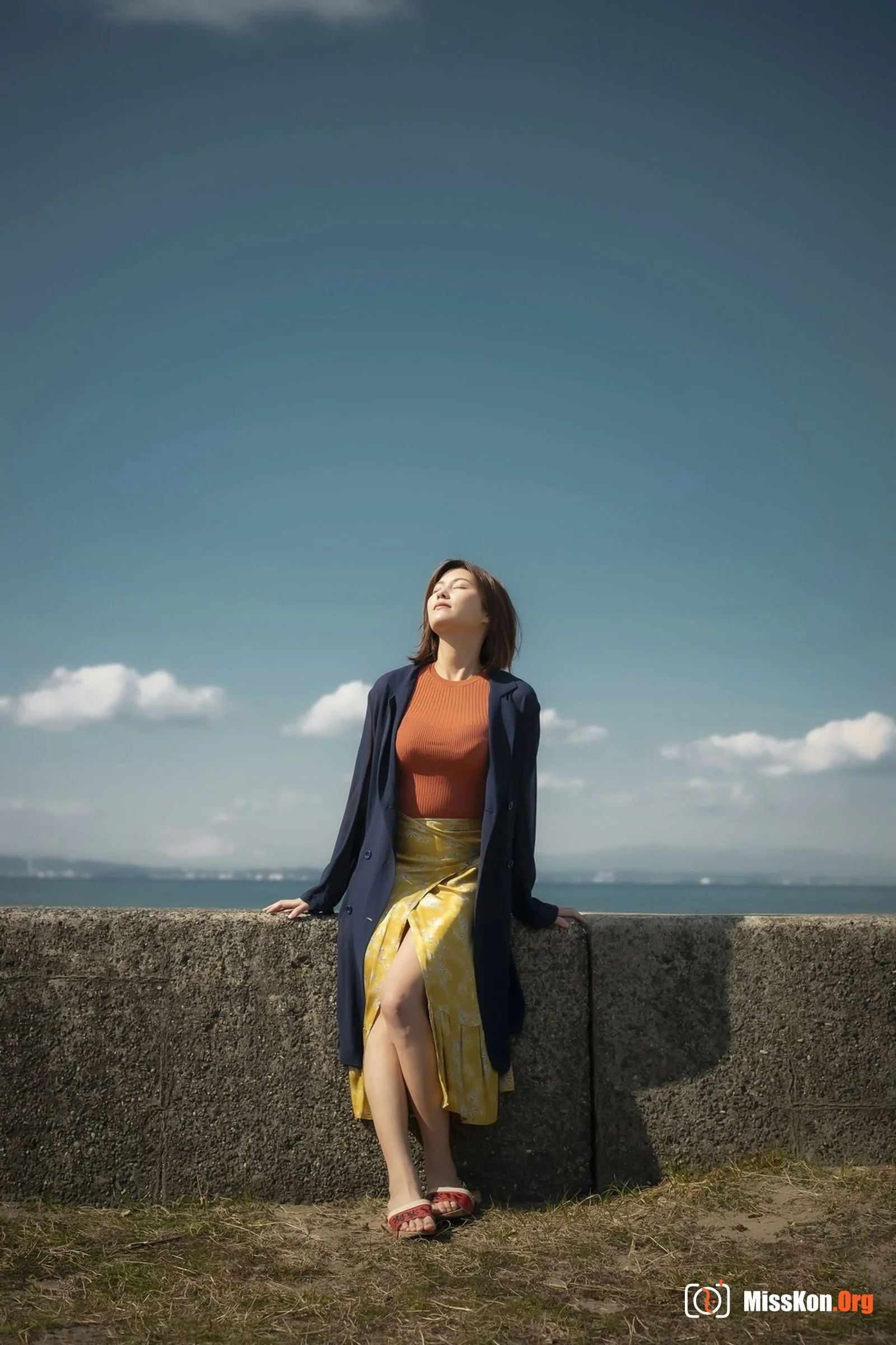 Minosuzume: Adultery Diary - Kiss - Photo 14