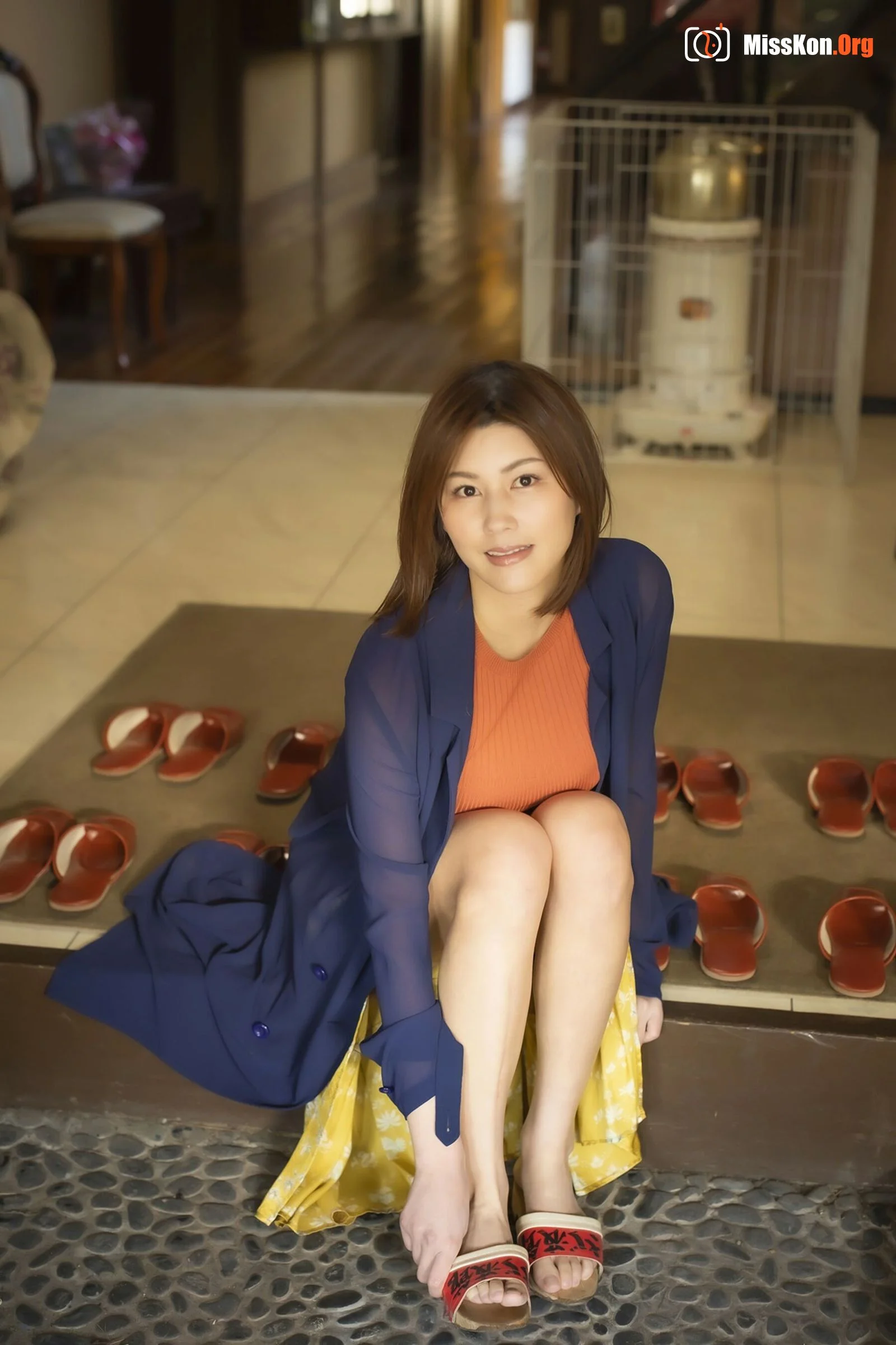 Minosuzume: Adultery Diary - Kiss - Photo 72