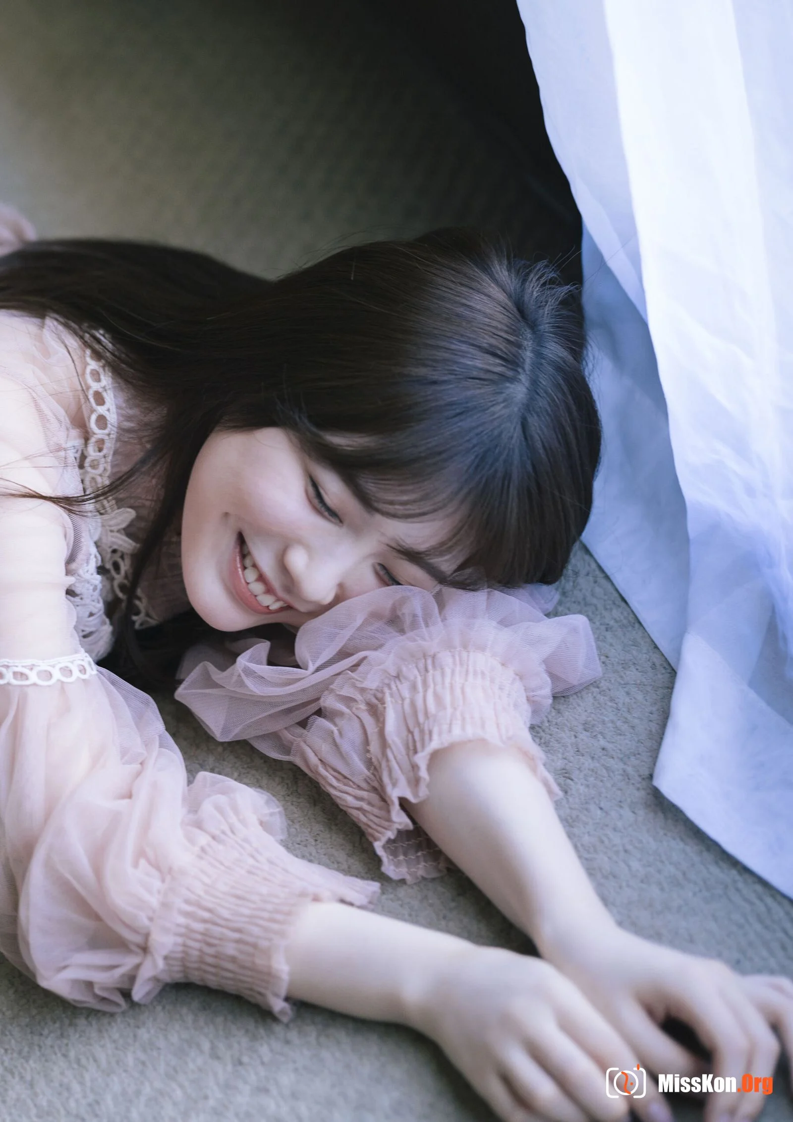 Mio Ishikawa: Mio.dol (Weekly Truth Degitar Photo Album) - Photo 8