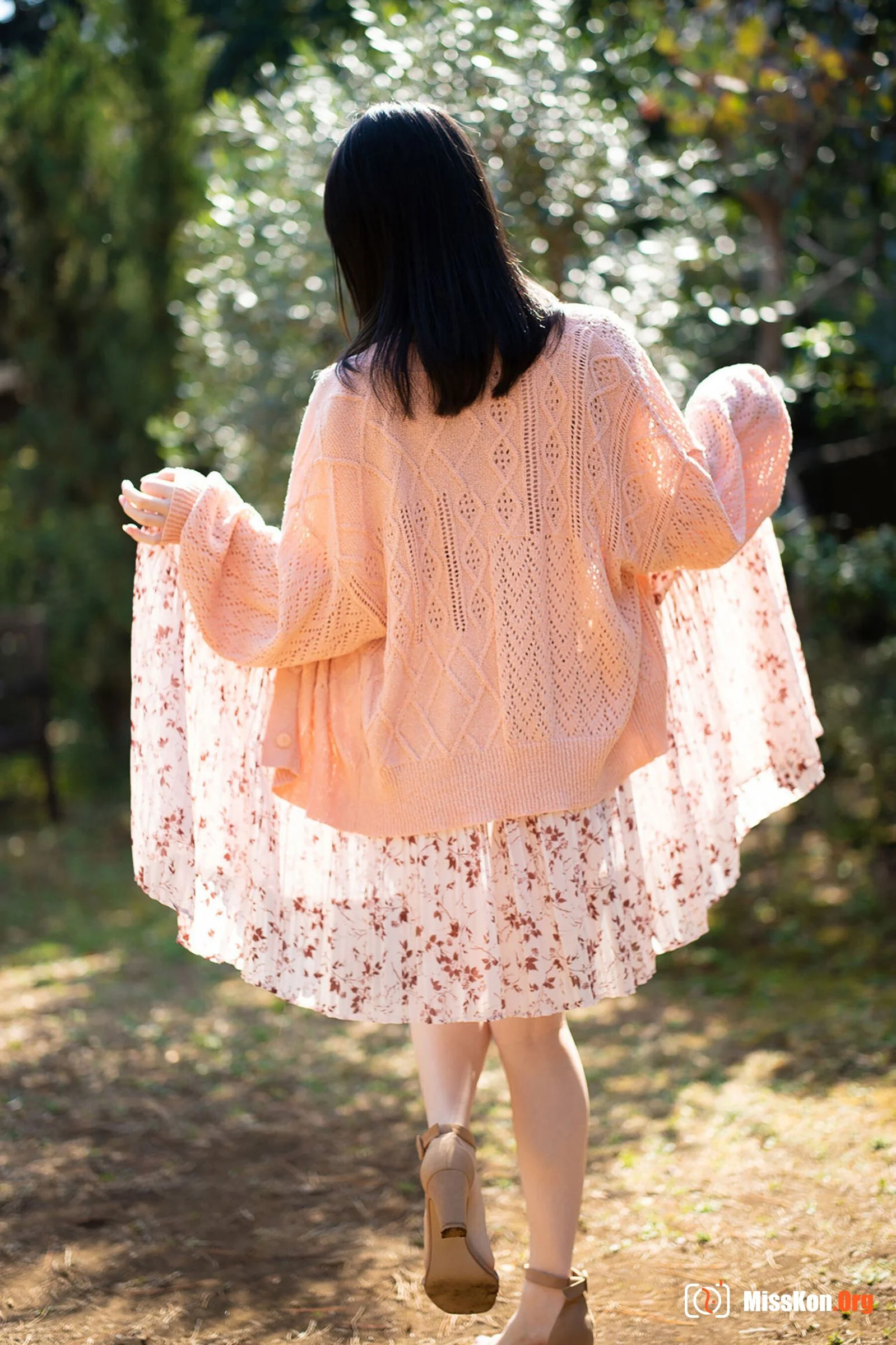 Mio Ishikawa: Uneven Fruit - Photo 3