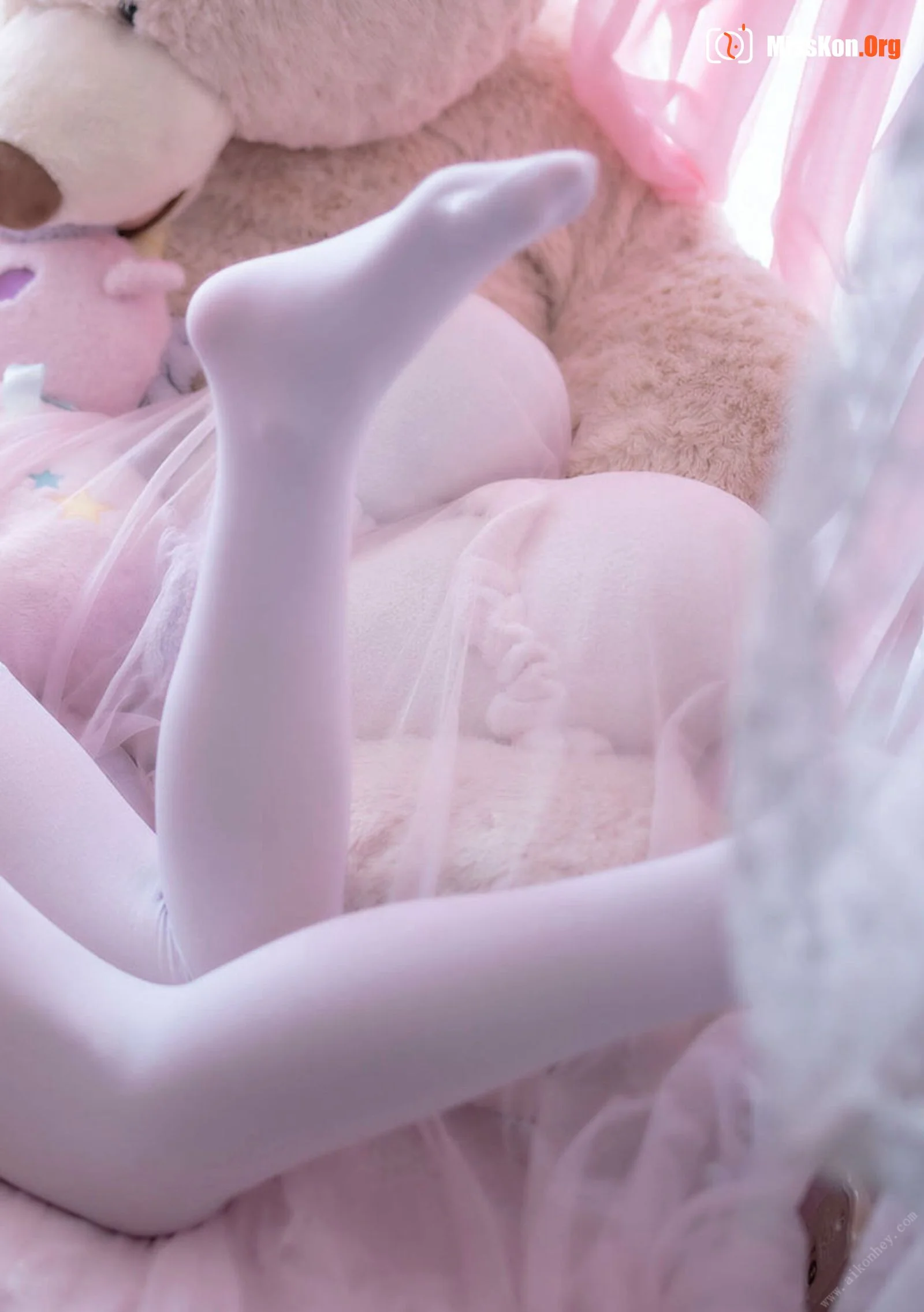 Miru Sakamichi: Count sheep - Photo 2