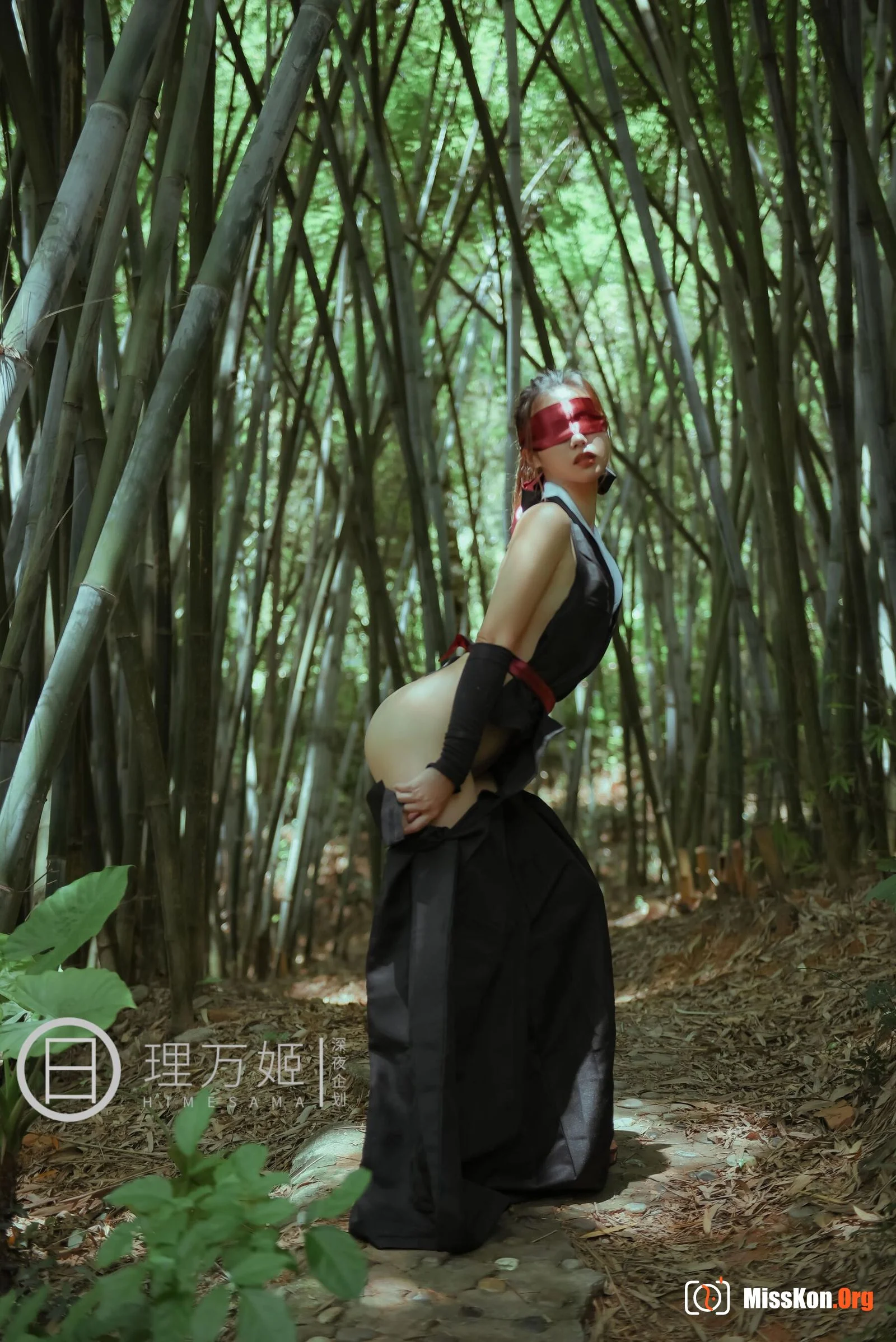 Misery! Female samurai bamboo grove exposure x urination lifted - Photo 16