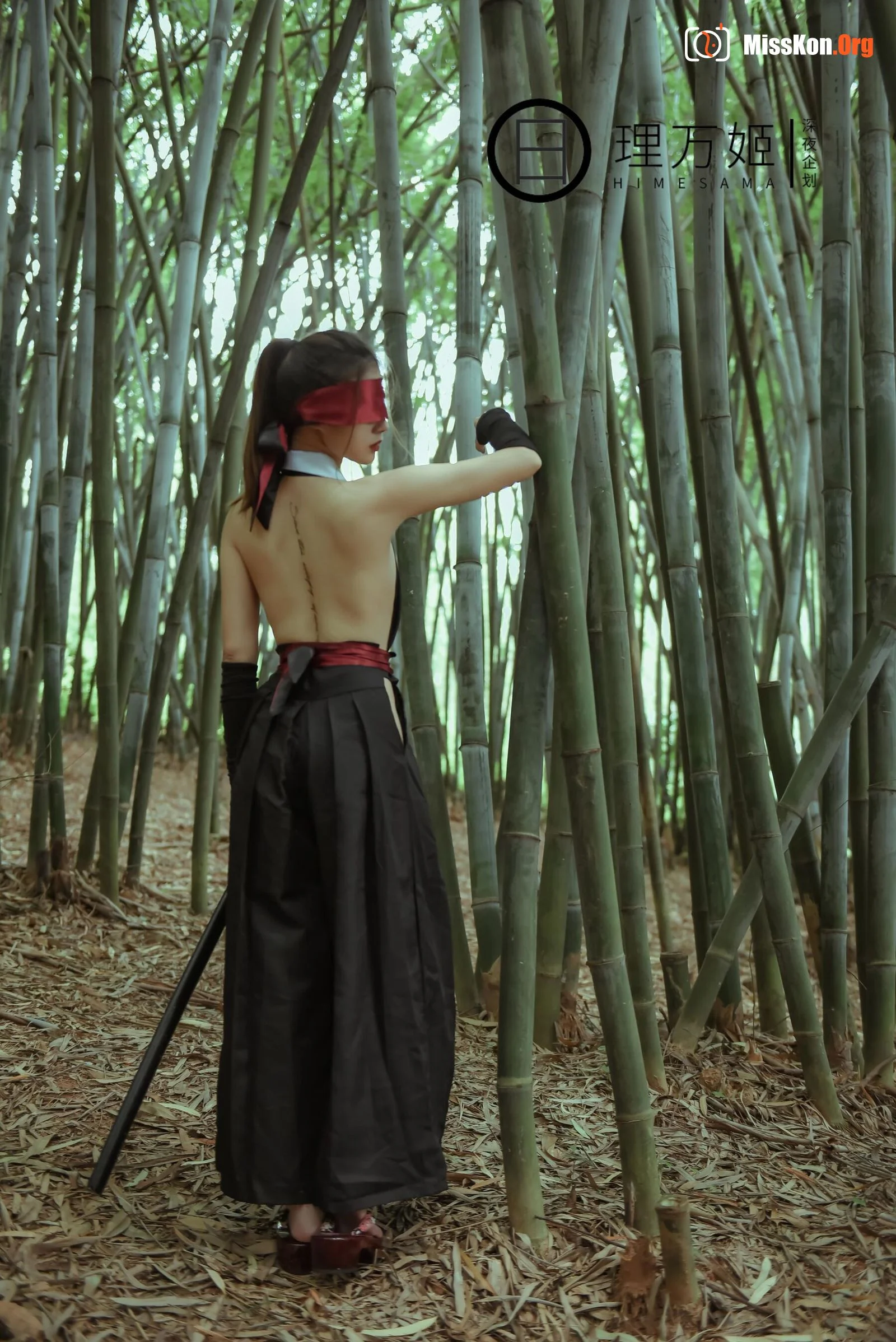Misery! Female samurai bamboo grove exposure x urination lifted - Photo 7