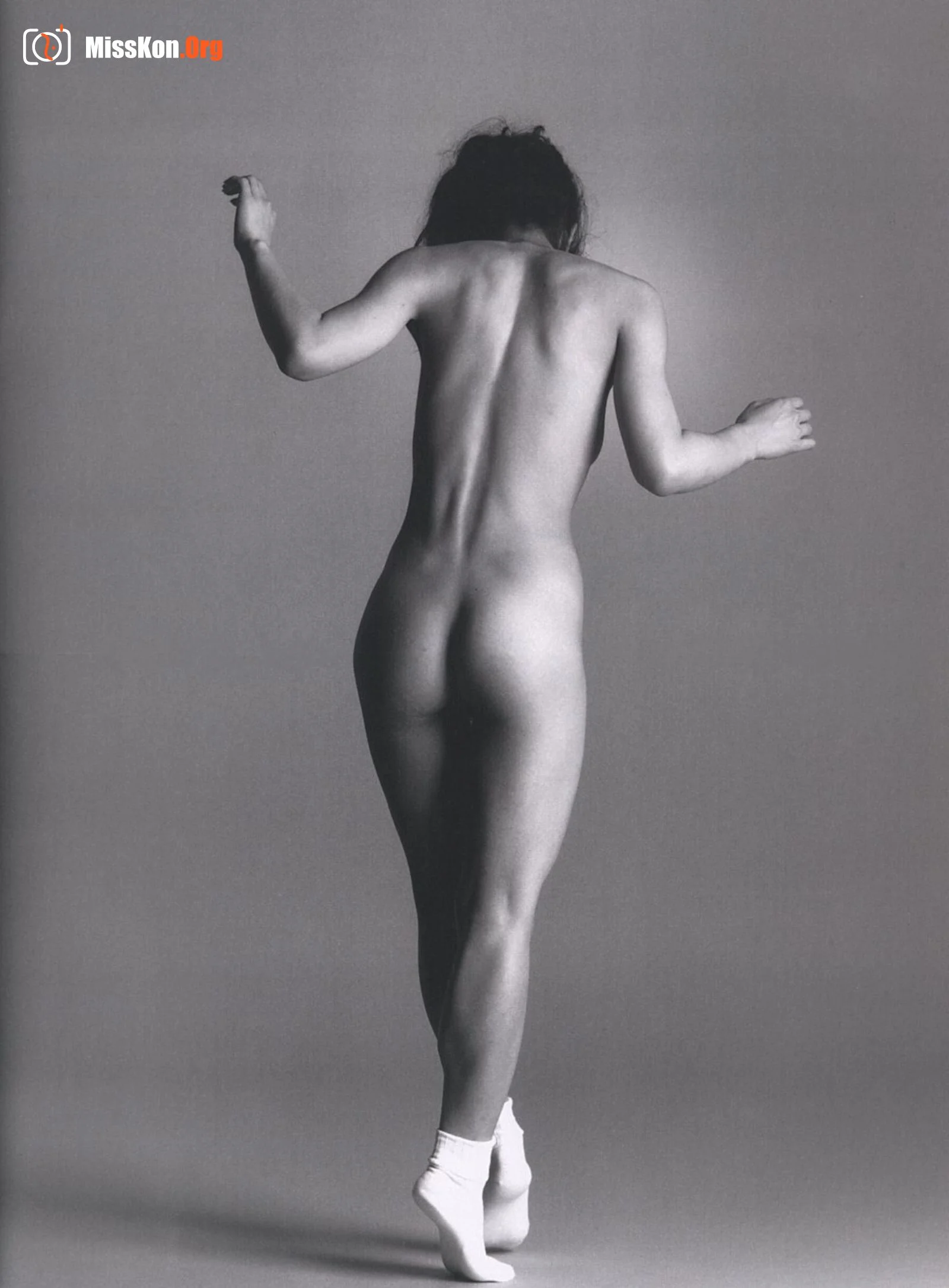 Miyuki Komatsu: Breast image (1994-10-15) - Photo 10