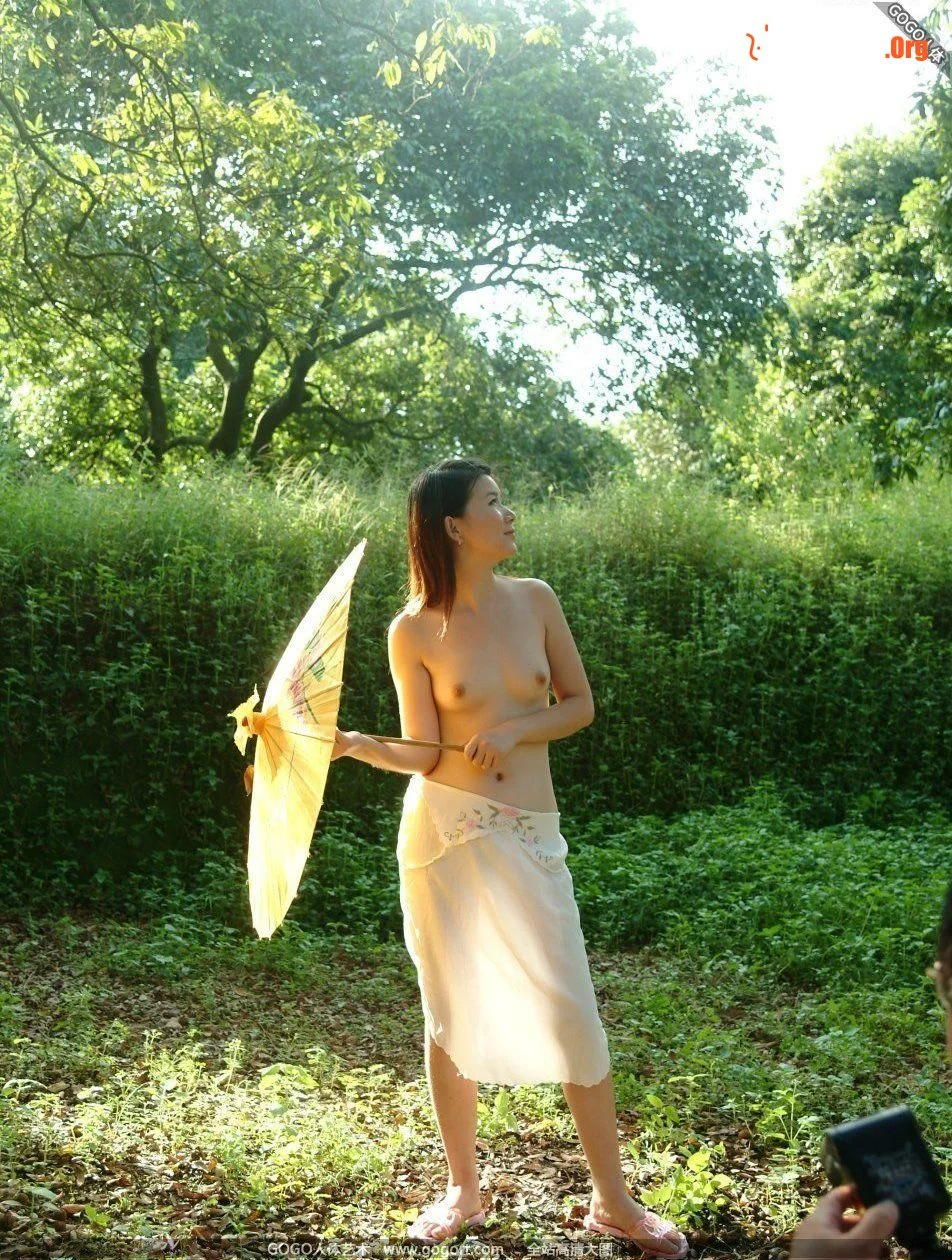 Model Jiayi Suburb Body Art - Photo 6