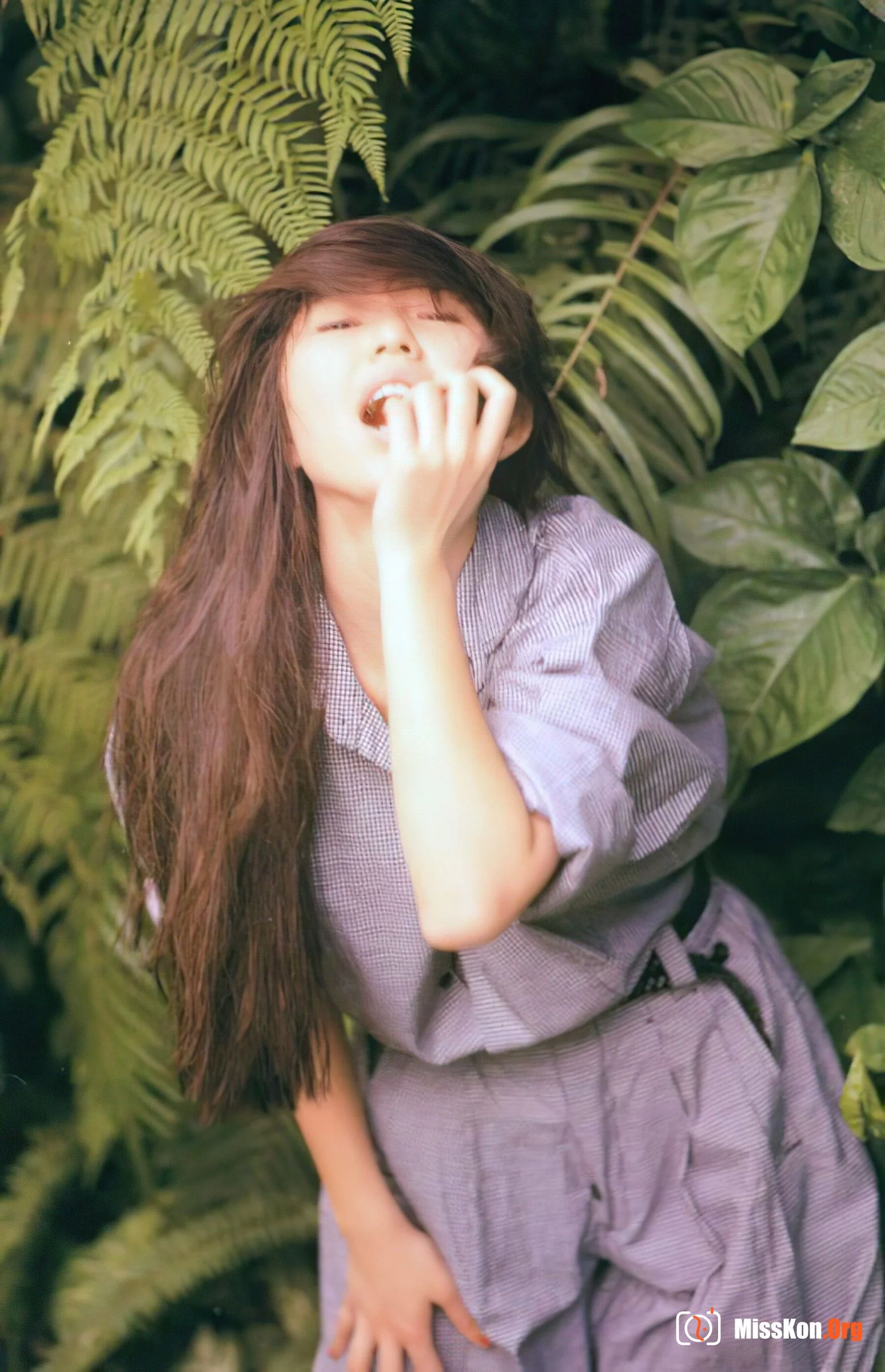 Momo Aida: Ever.Never (Wani Books) - Photo 3