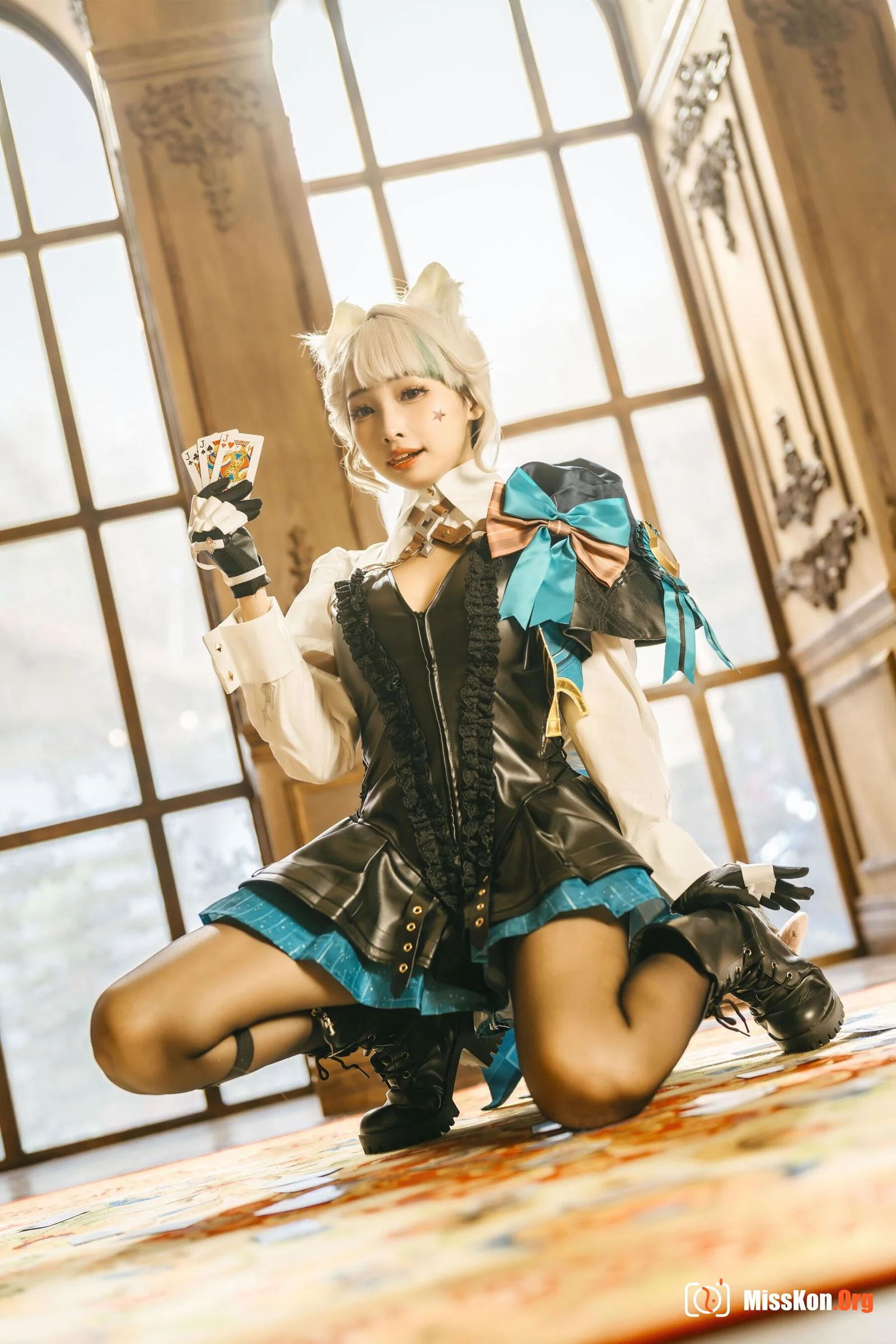 Momo: Genshin Impact Linnet's Erotic Magic Room - Photo 13