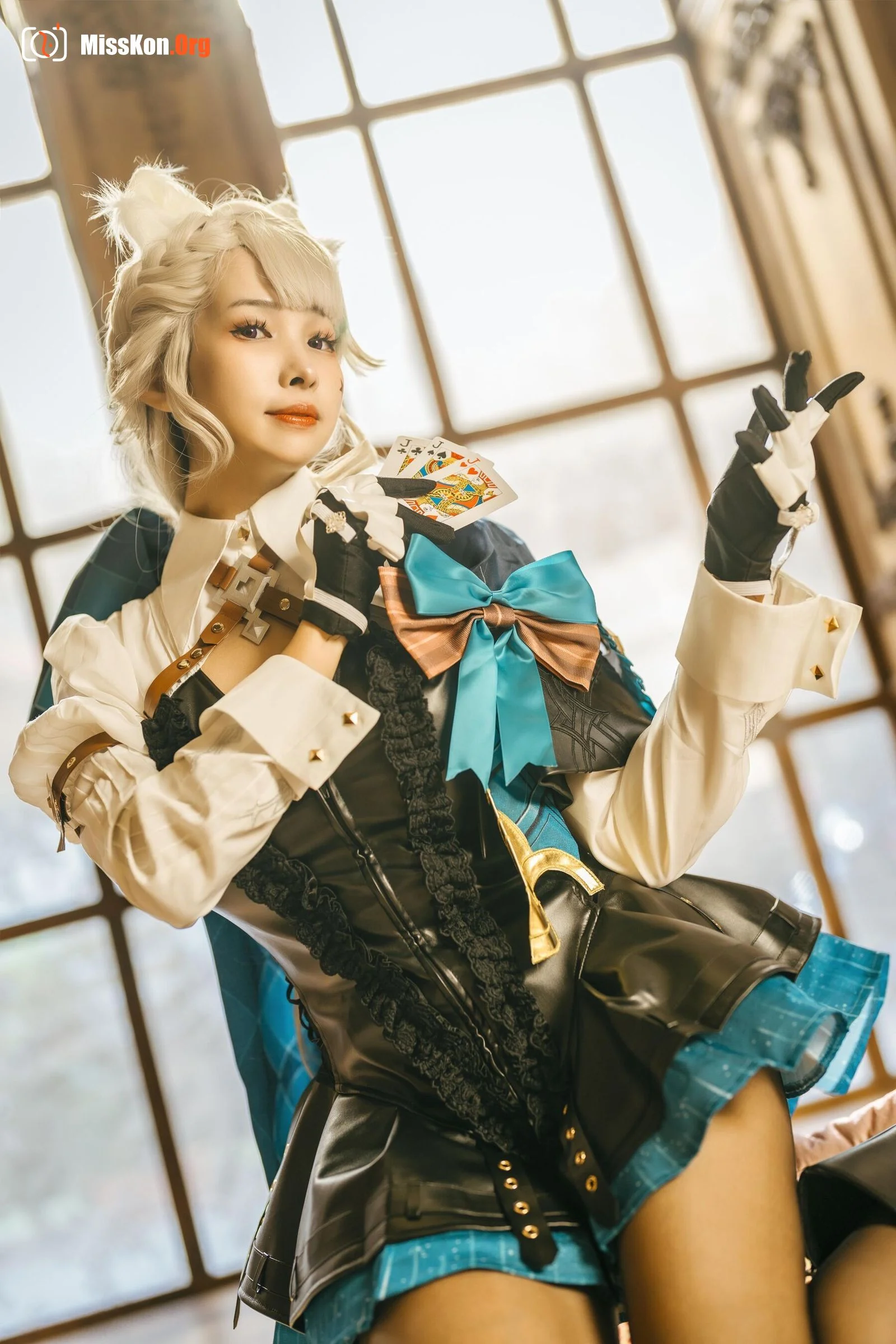 Momo: Genshin Impact Linnet's Erotic Magic Room - Photo 15