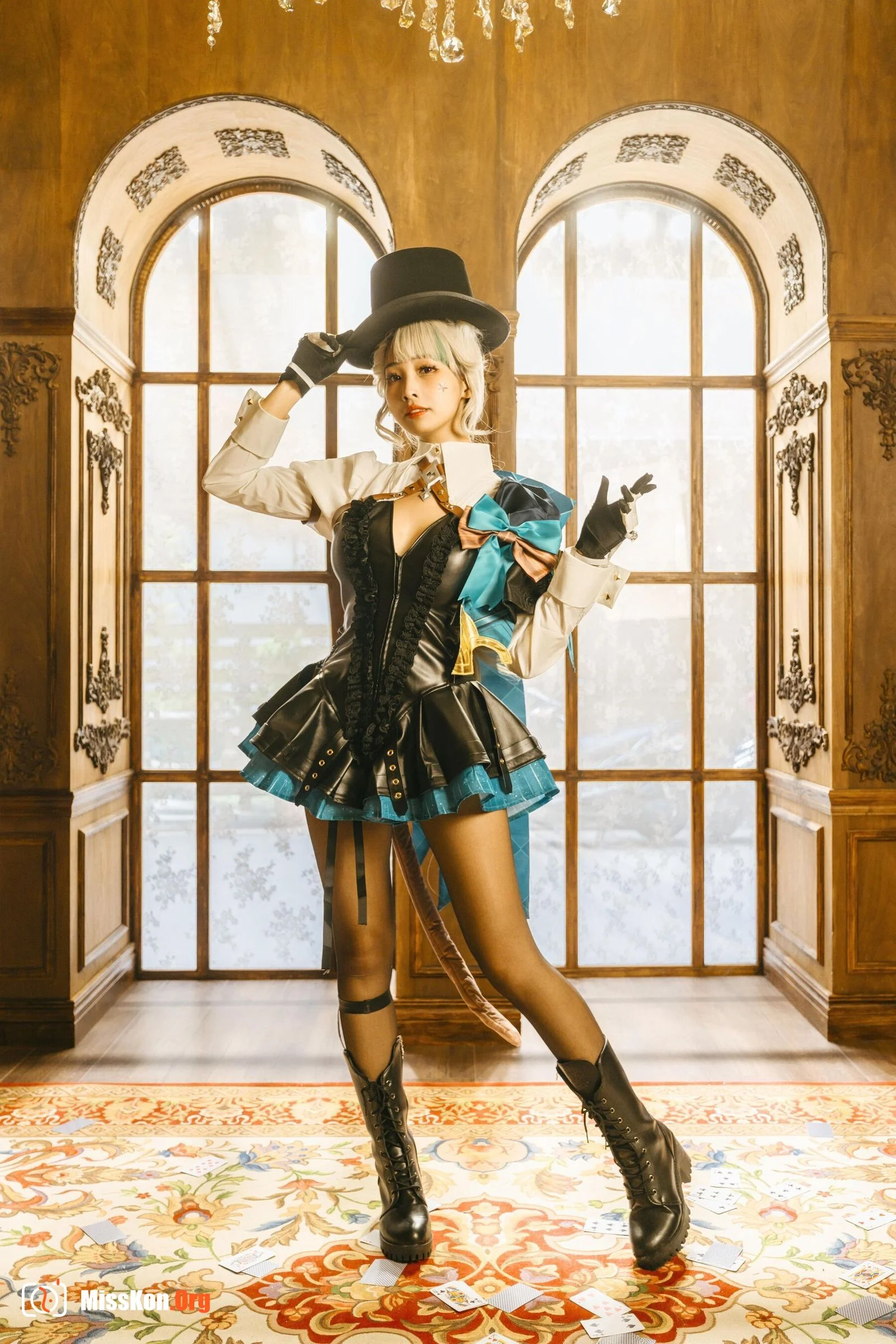 Momo: Genshin Impact Linnet's Erotic Magic Room - Photo 8