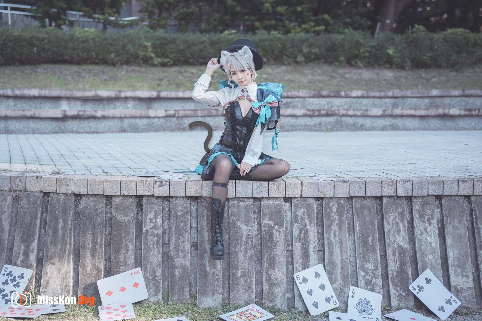Momo "Genshin: Linnet's Erotic Magic Outdoor" - Photo 13