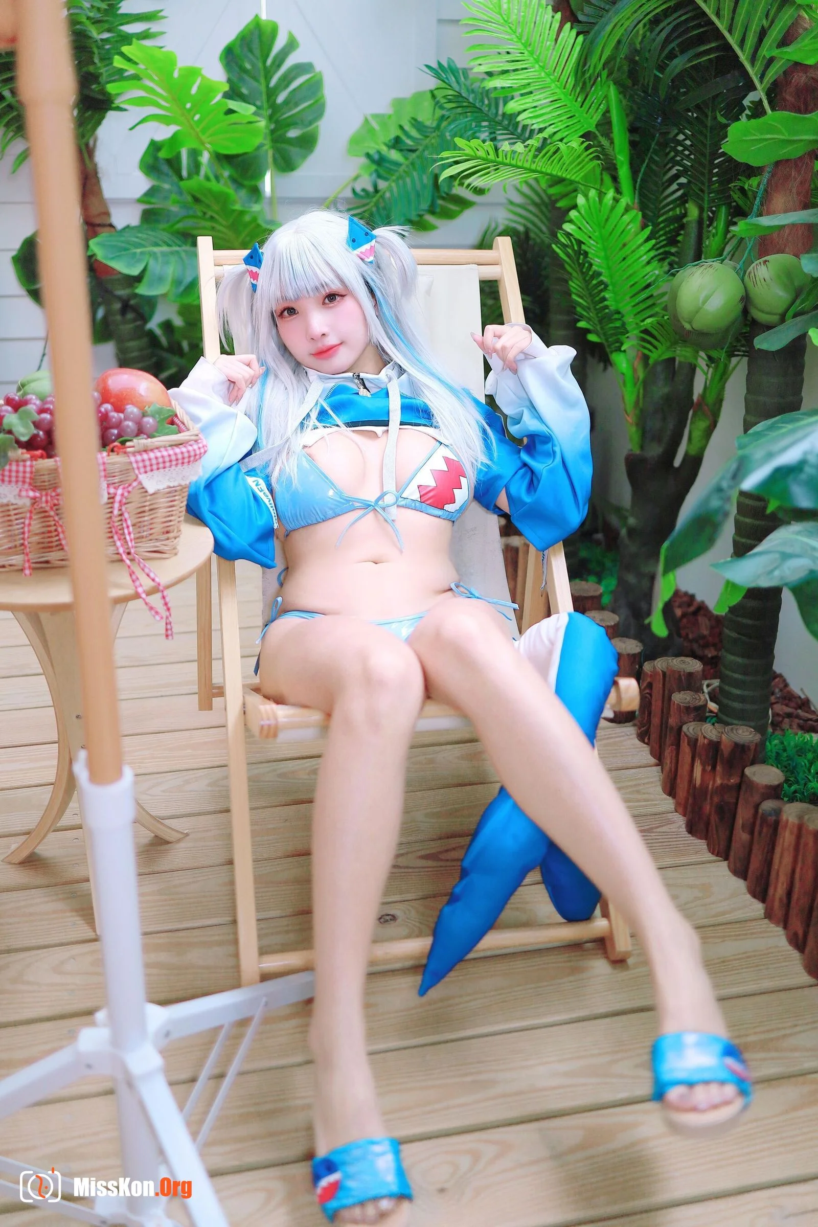 Momo: Gura Shark Uniform 🌊🦈 - Photo 14