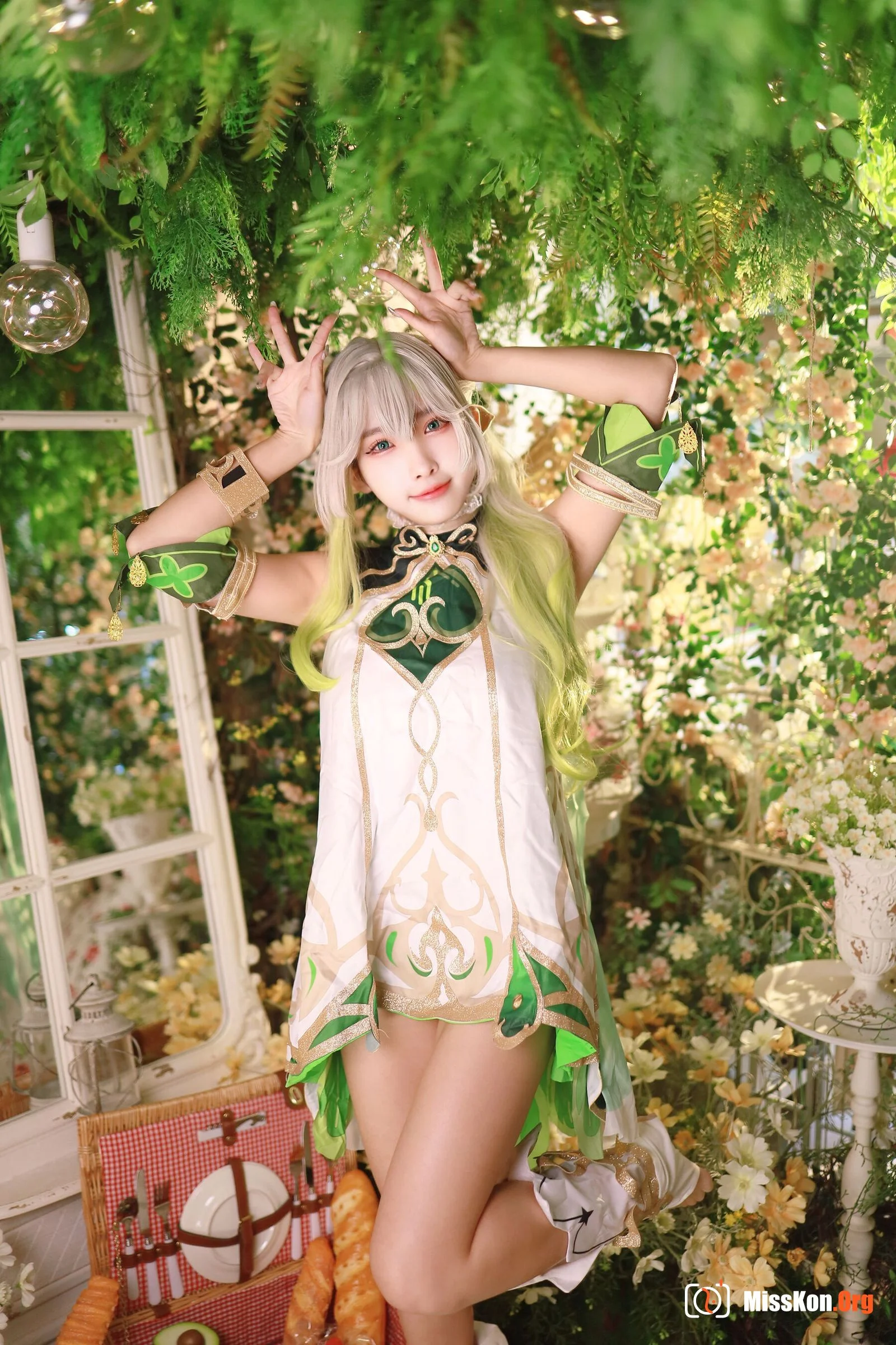 Momo: Original God Nashida - Photo 9