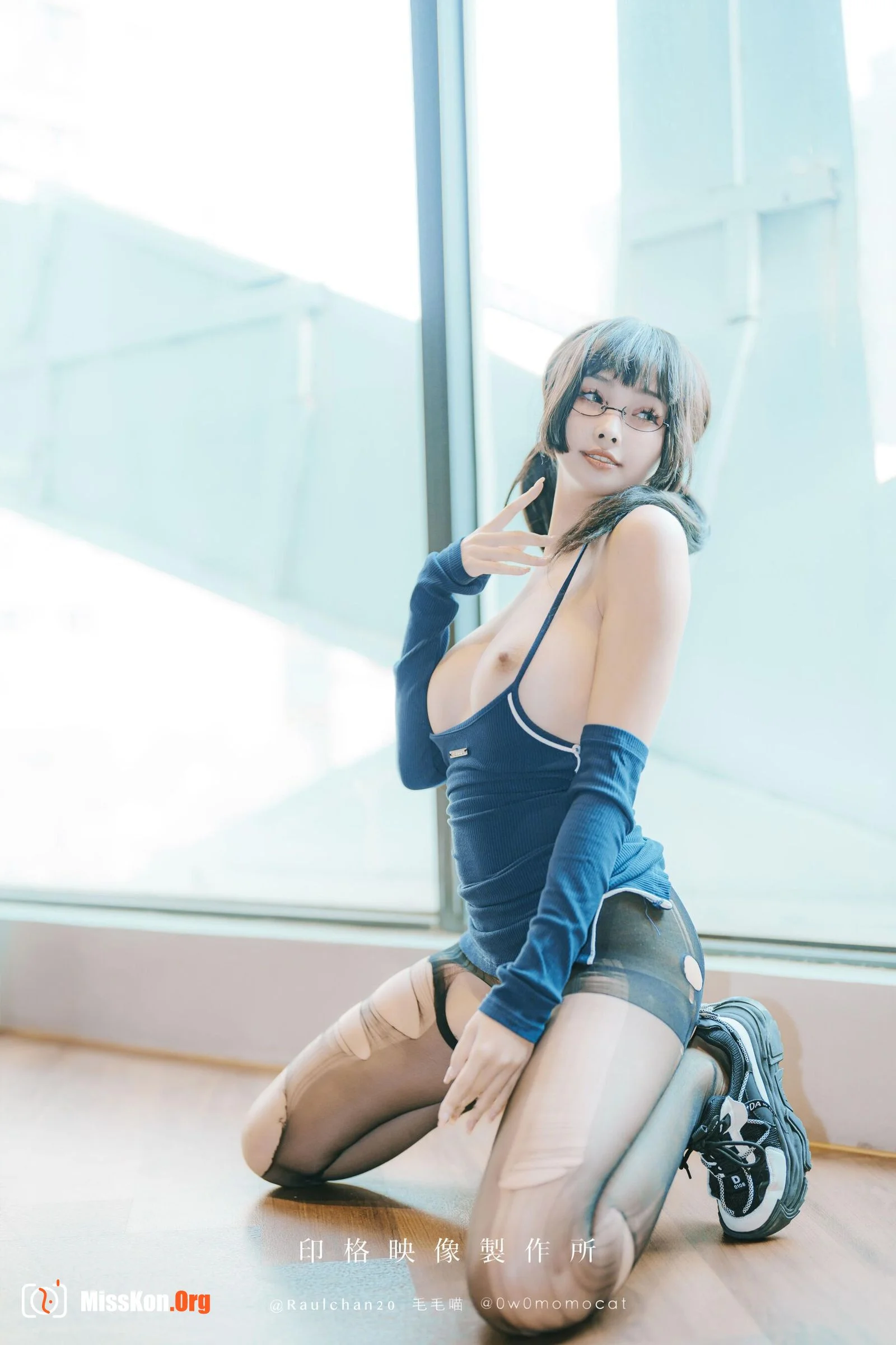 Momo: Secret Ball - Photo 10