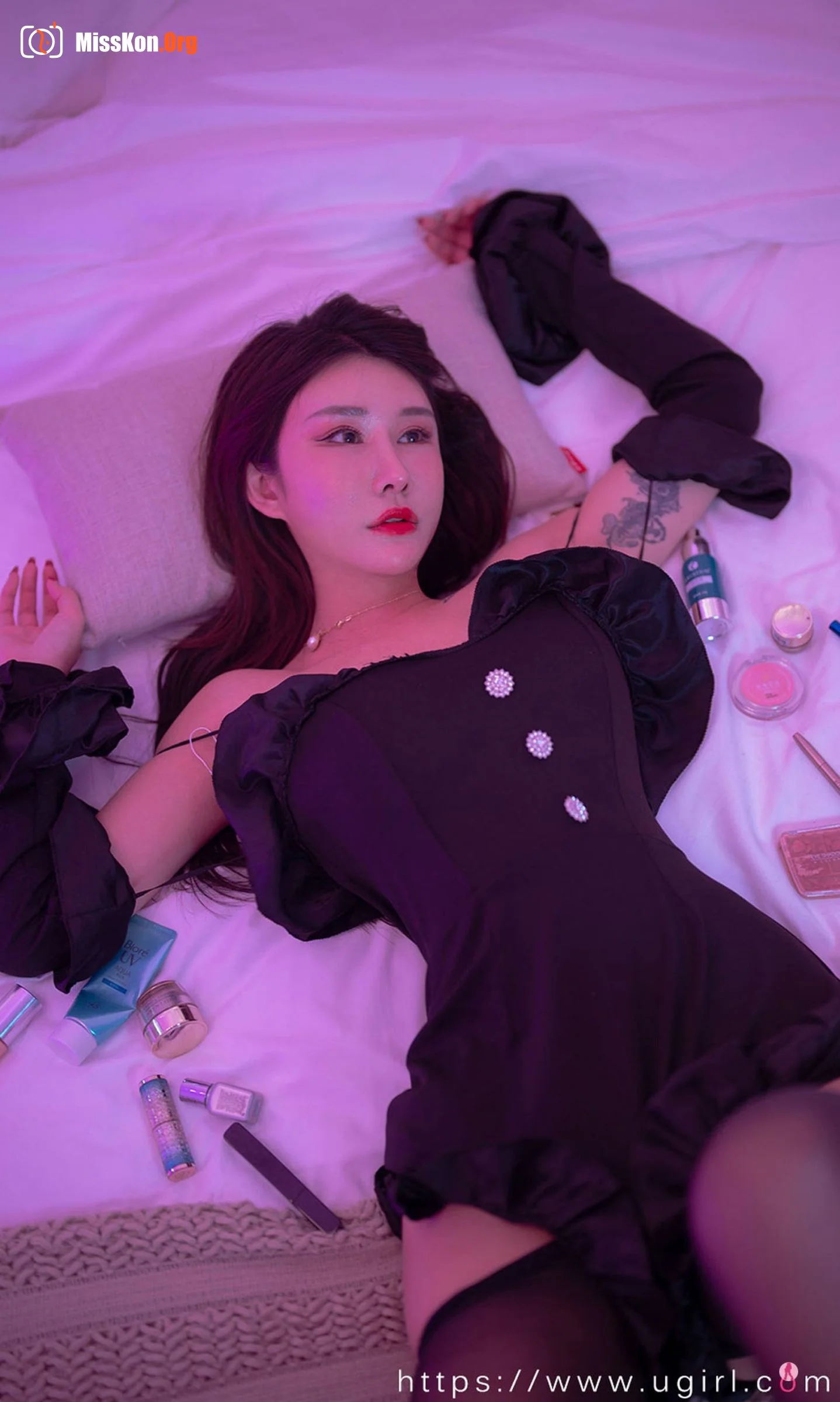 Momo Xia: Sleepy - Photo 17