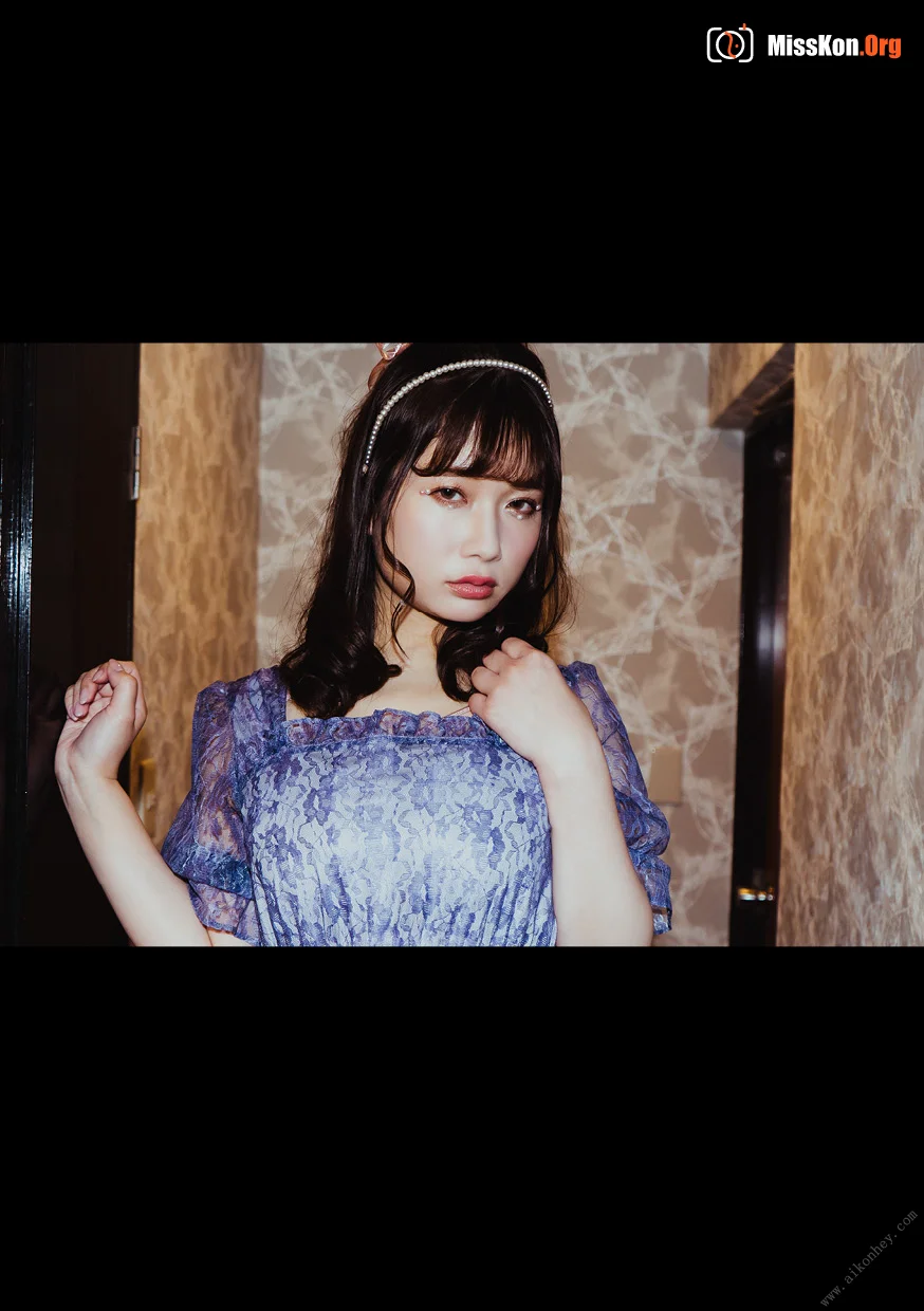 Momozono Reina - Photo 4