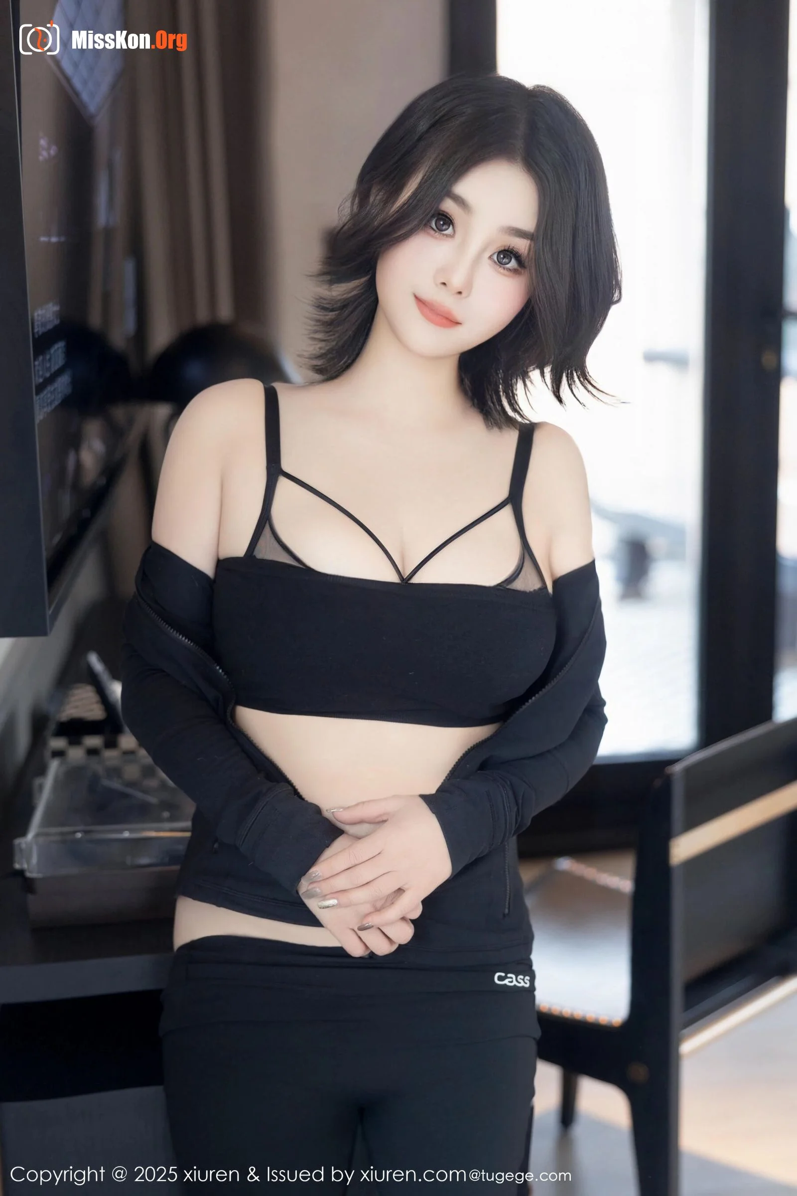 Monica - Photo 34