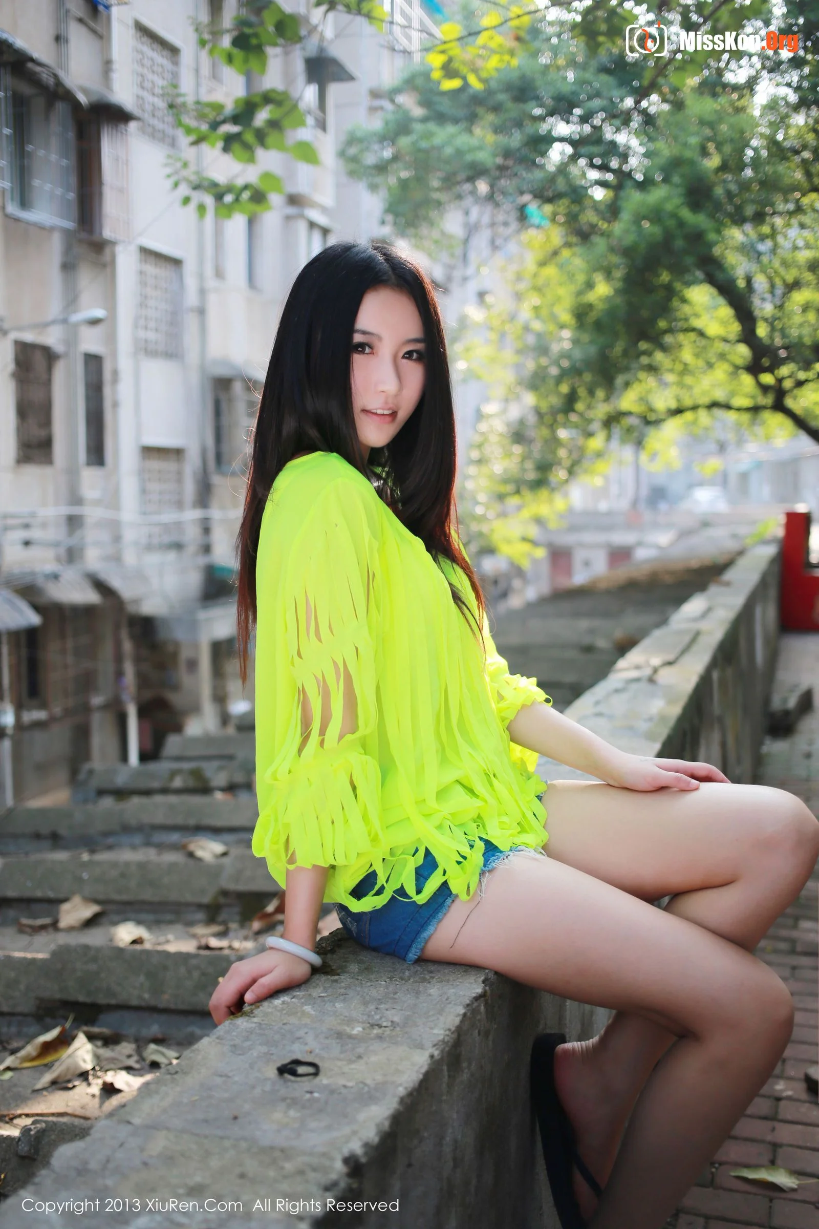 MOON Jiayi - Photo 2