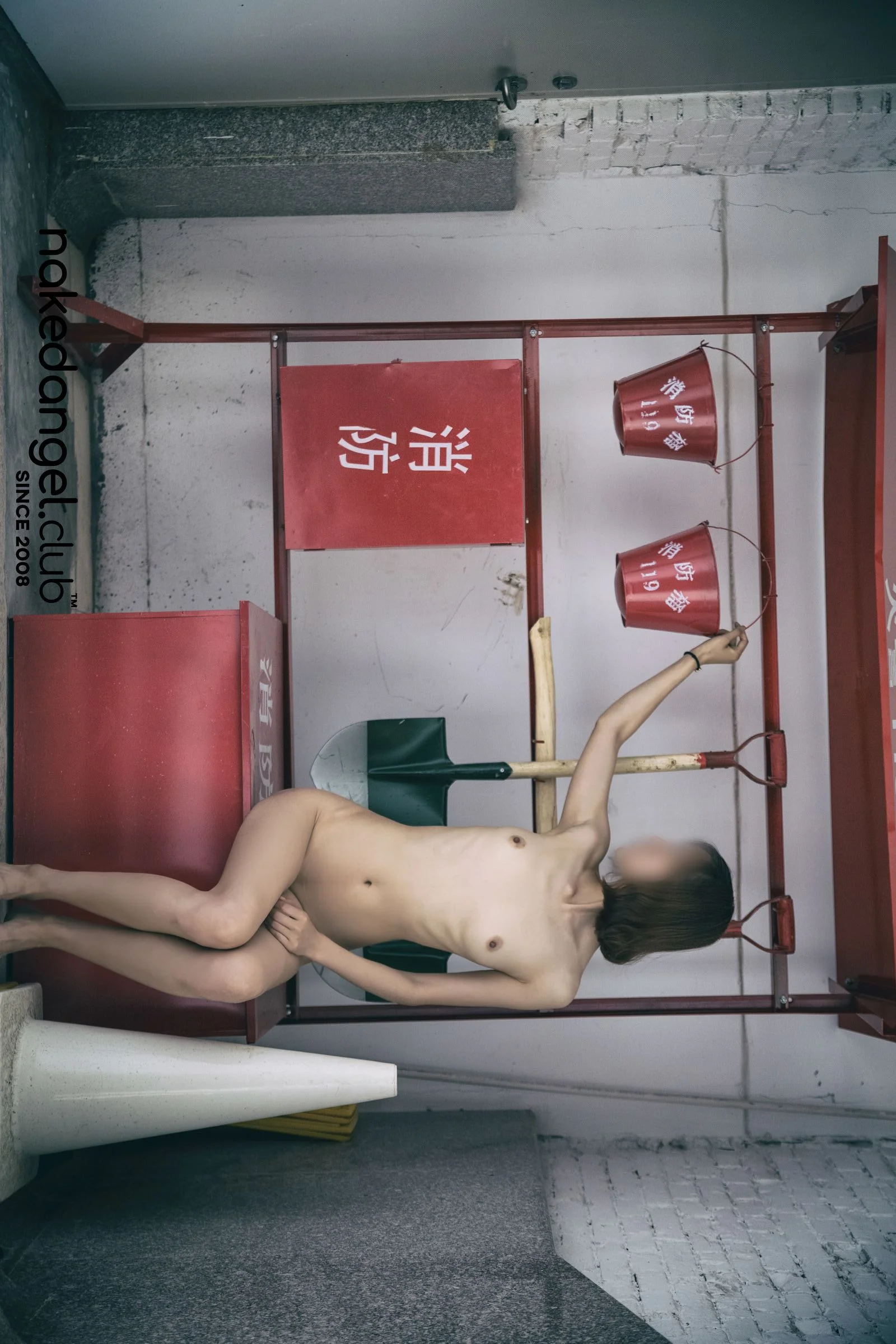 清晨公园2049