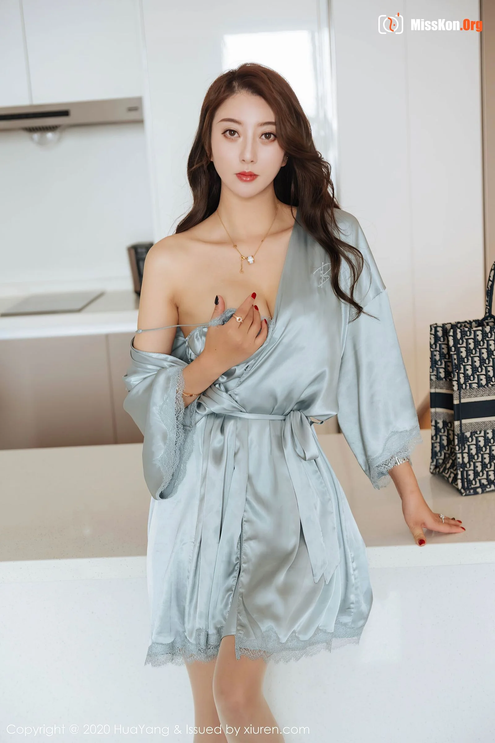 Mrs. Lee - Photo 14