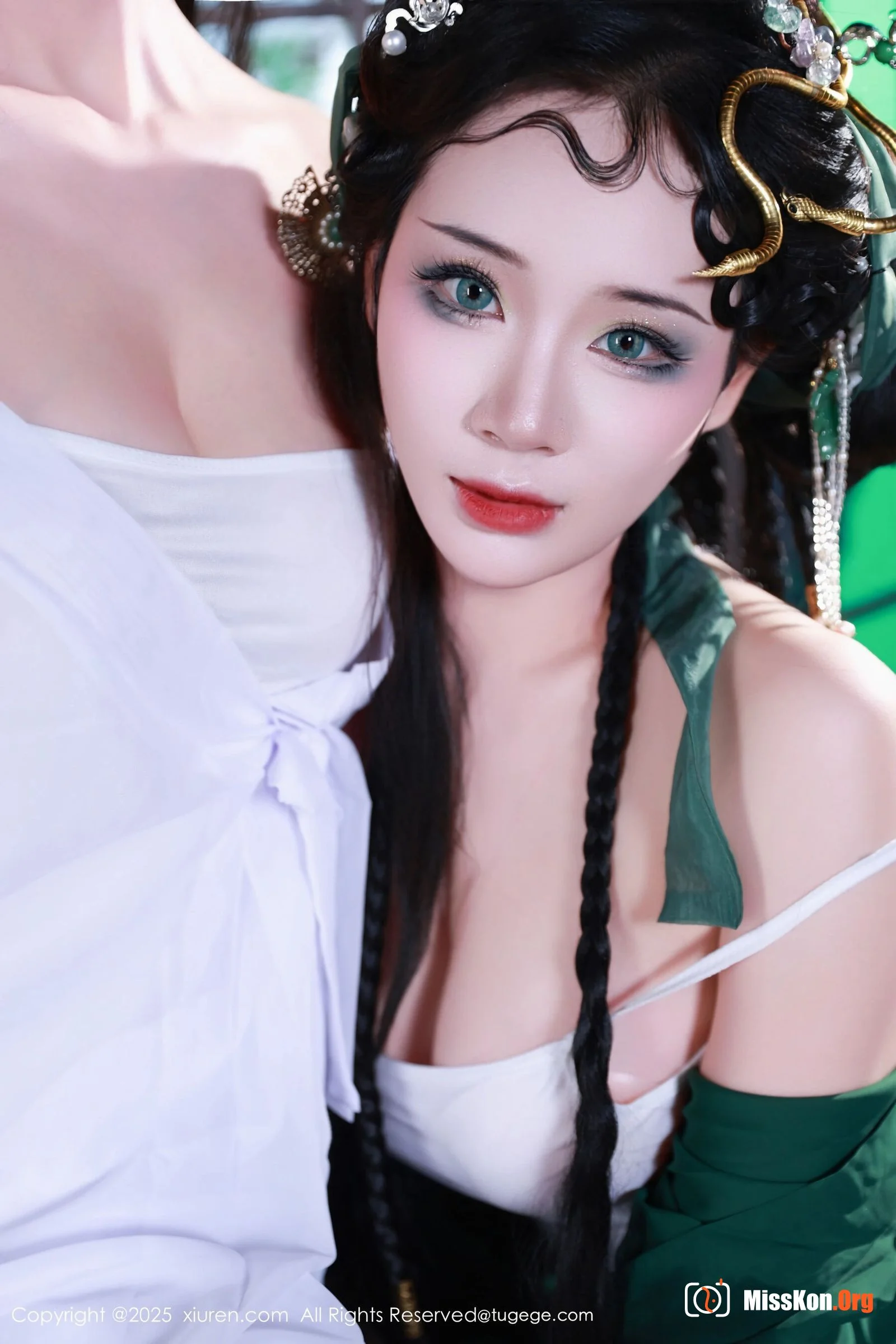 Multiple models - Photo 12