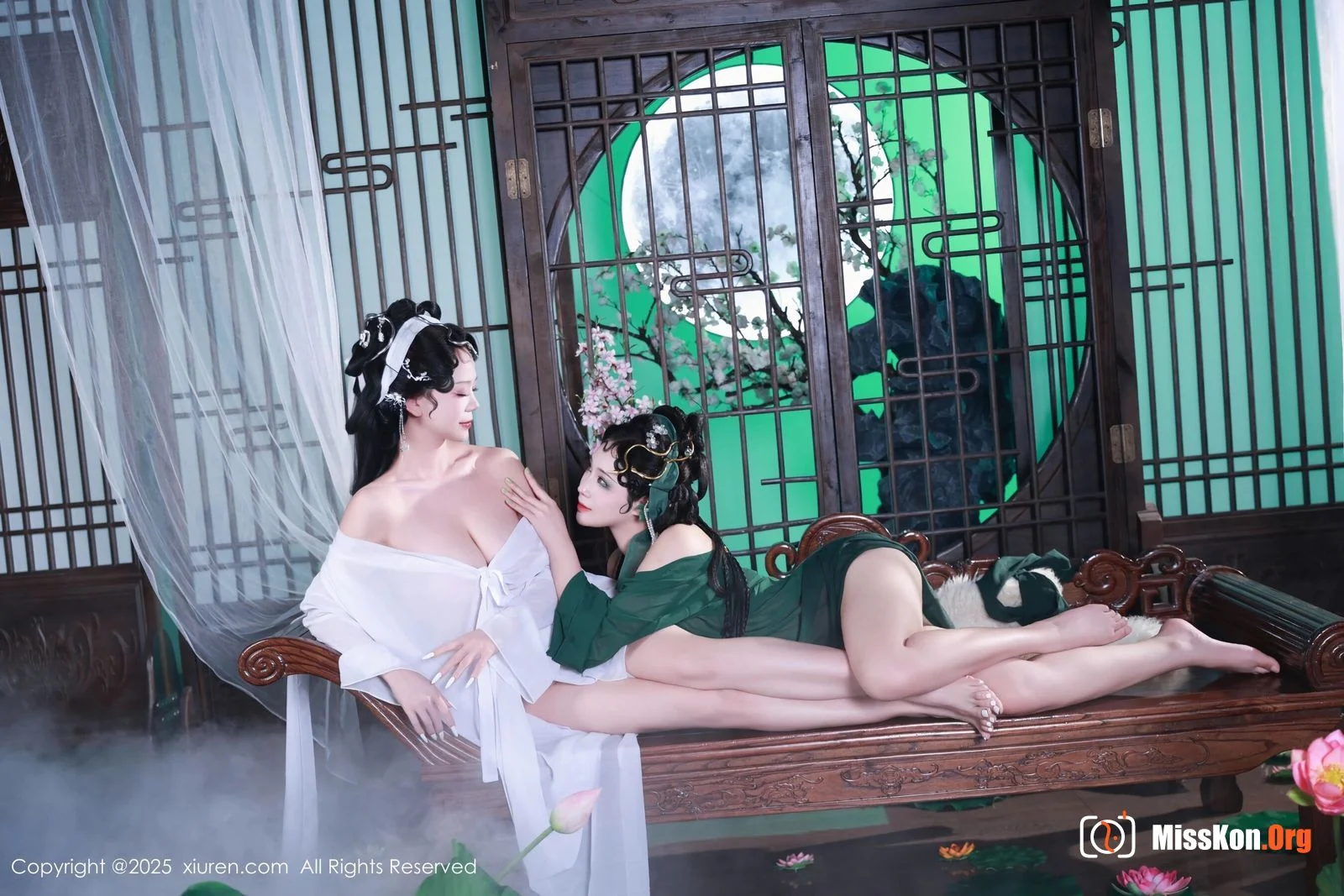 Multiple models - Photo 22
