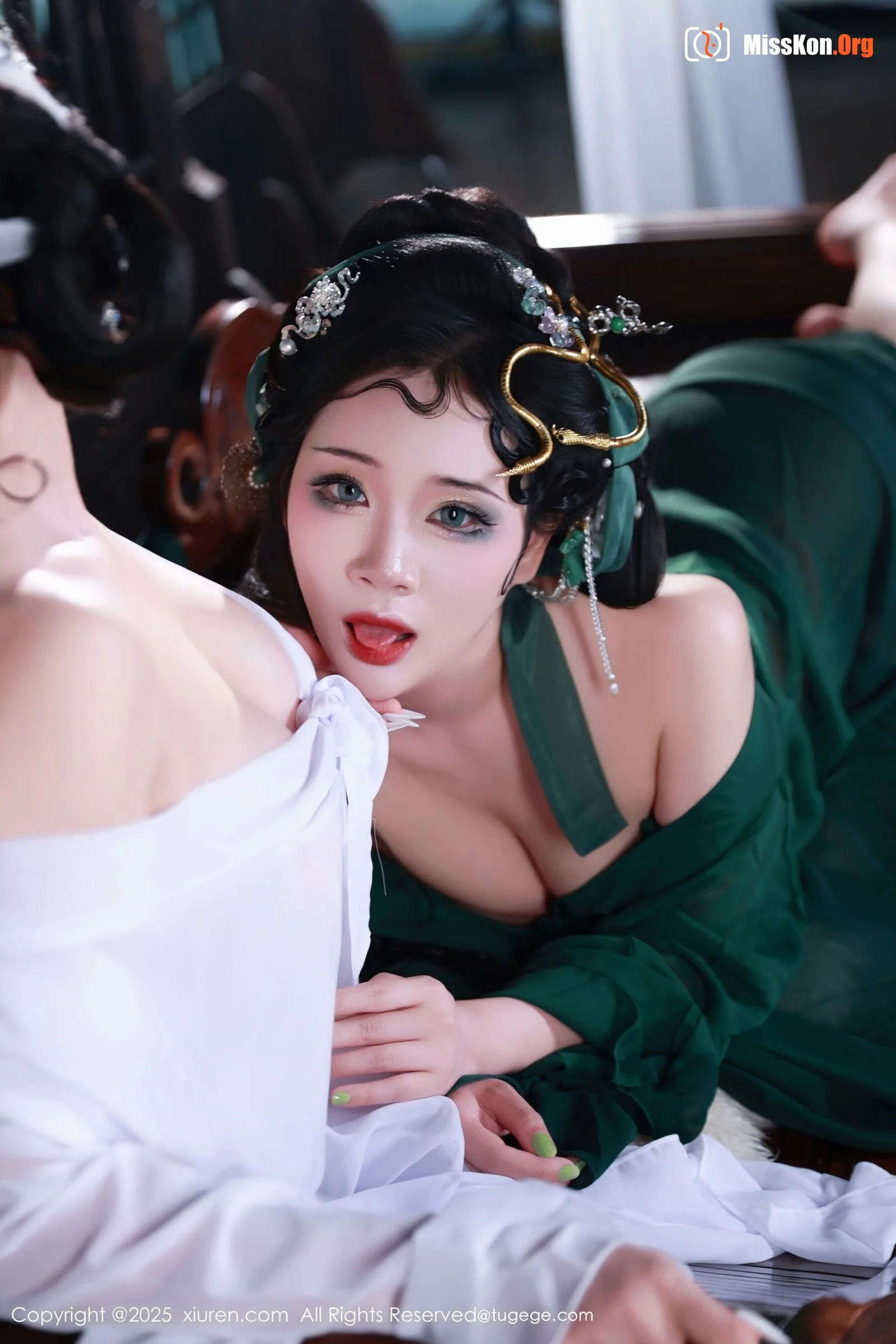 Multiple models - Photo 29