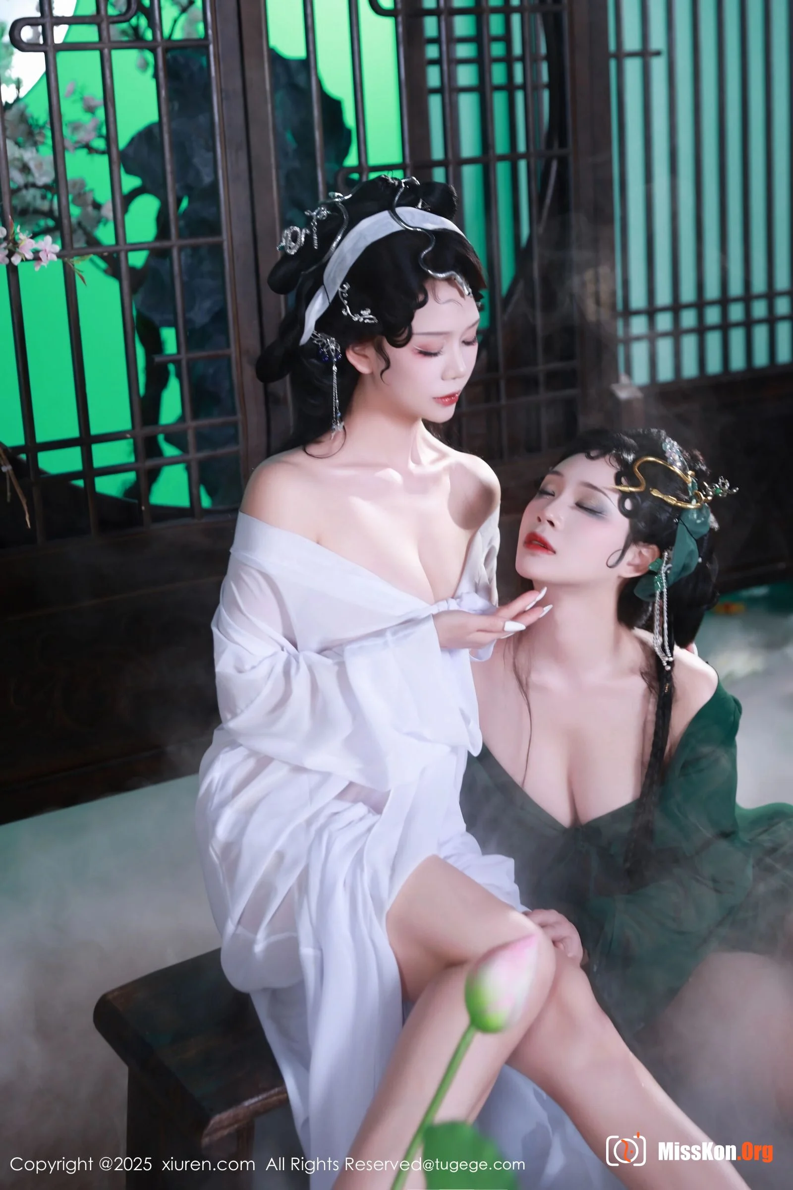 Multiple models - Photo 34