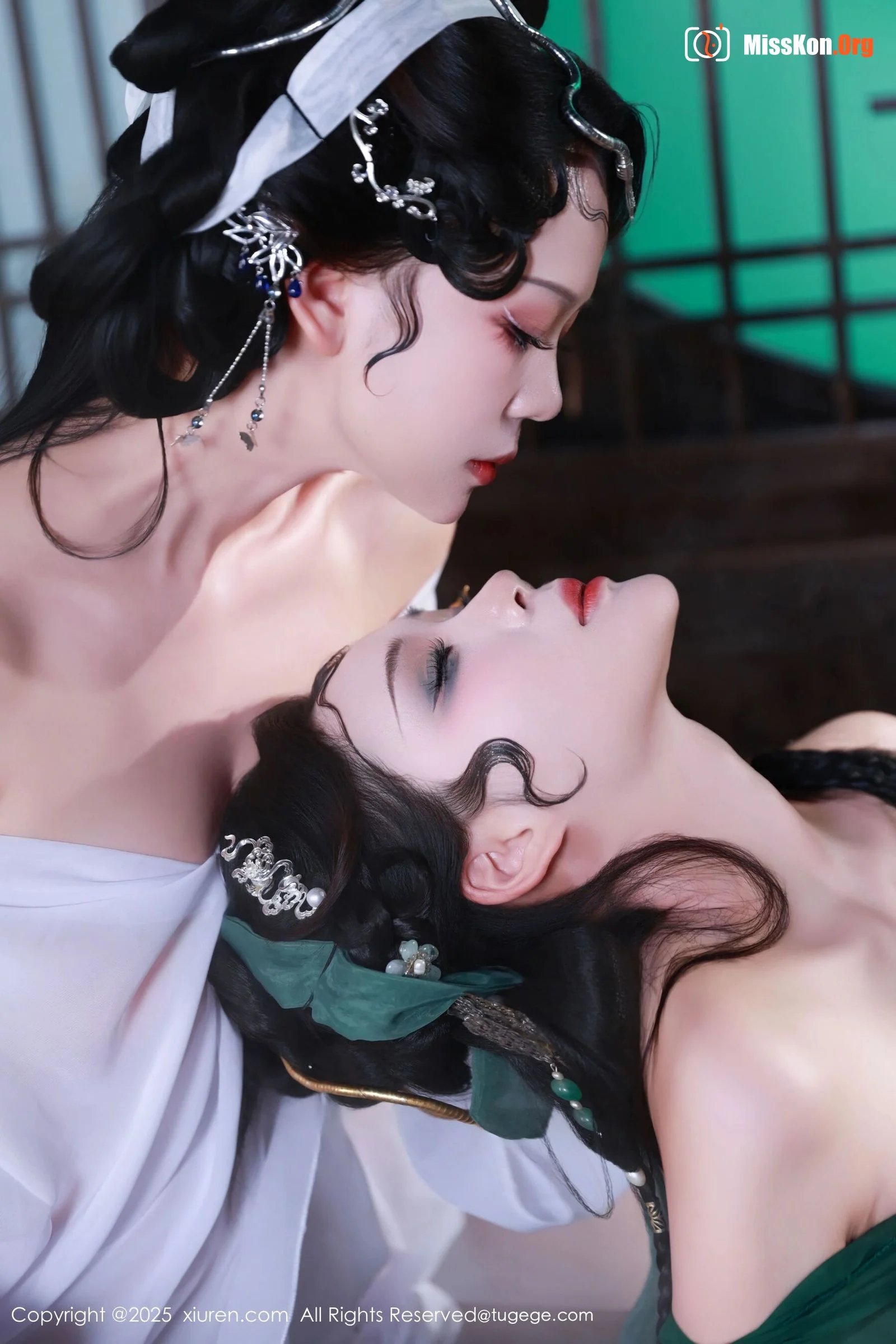 Multiple models - Photo 43