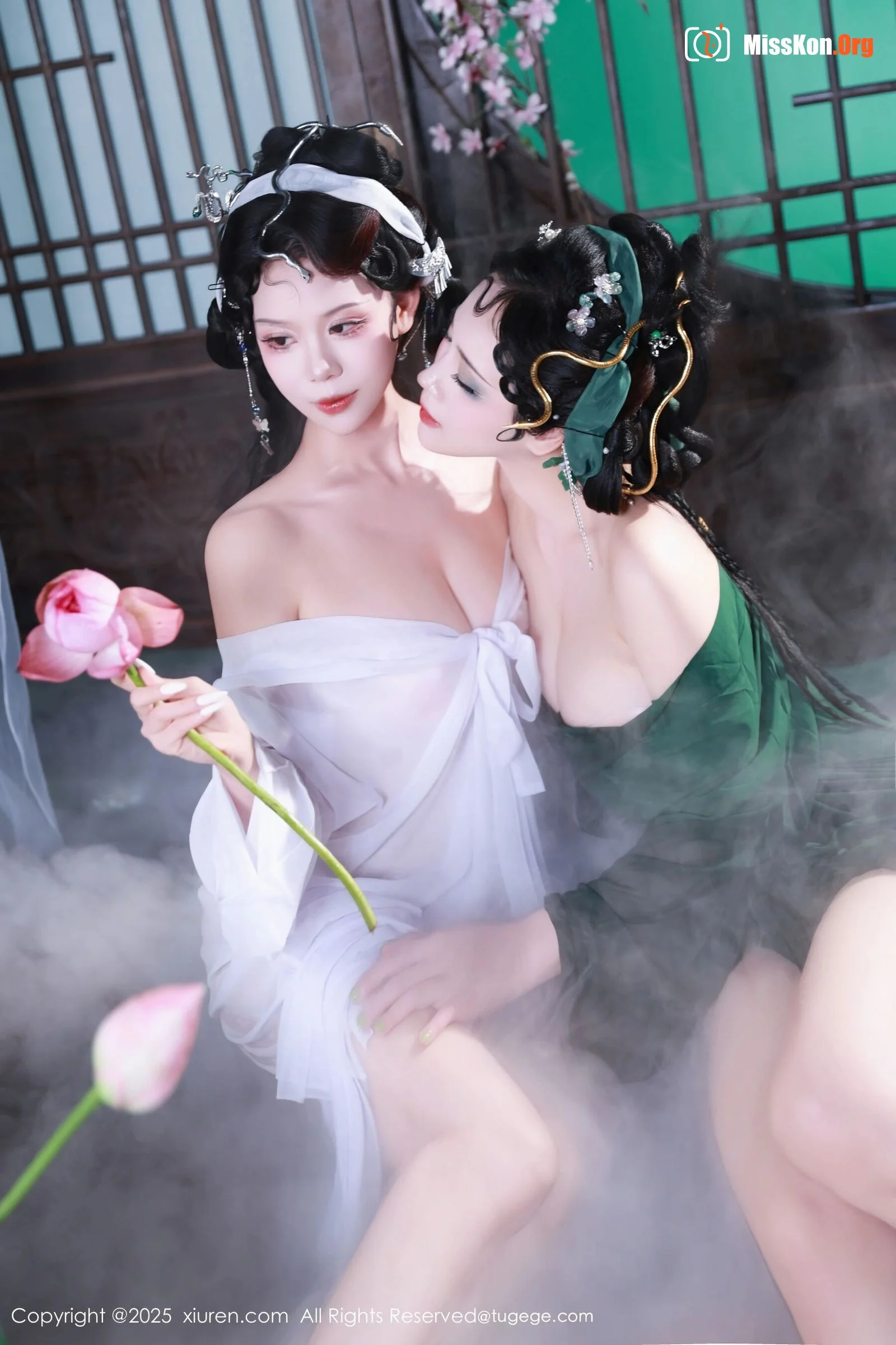 Multiple models - Photo 52