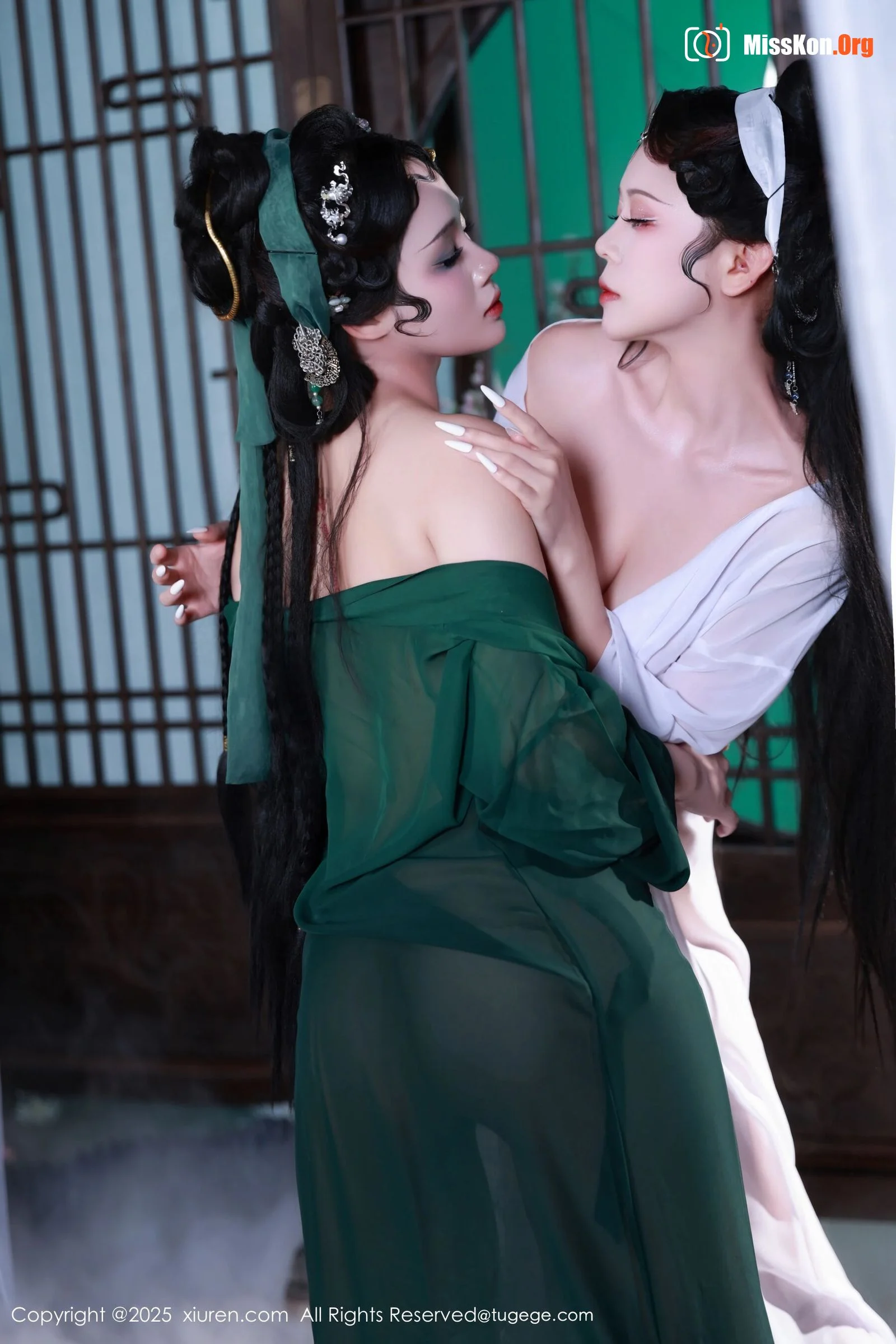 Multiple models - Photo 71