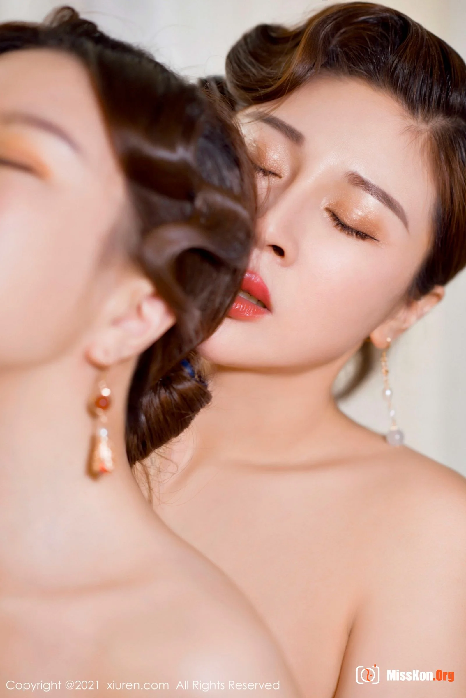 Multiple models - Photo 37