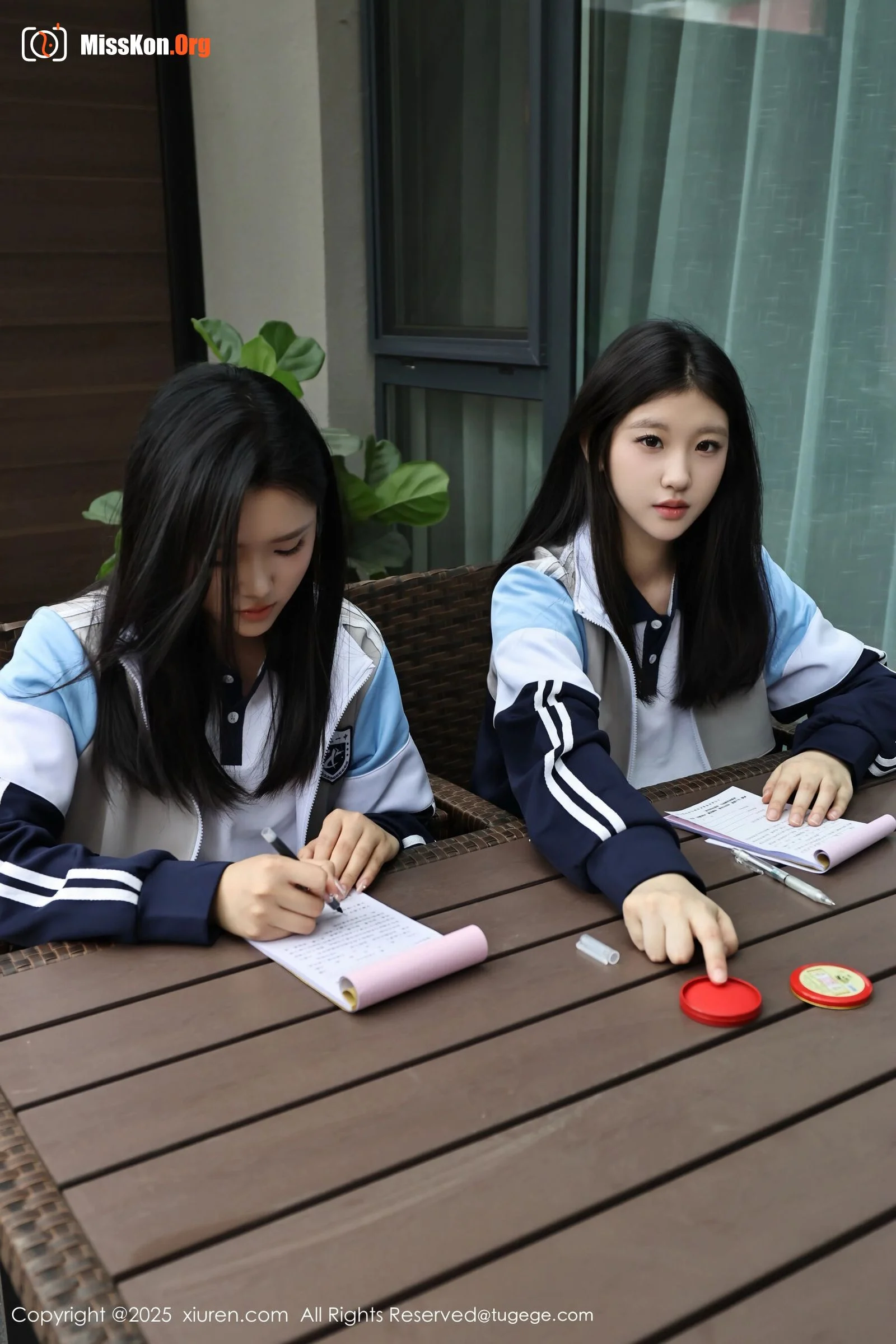 Multiple models - Photo 15