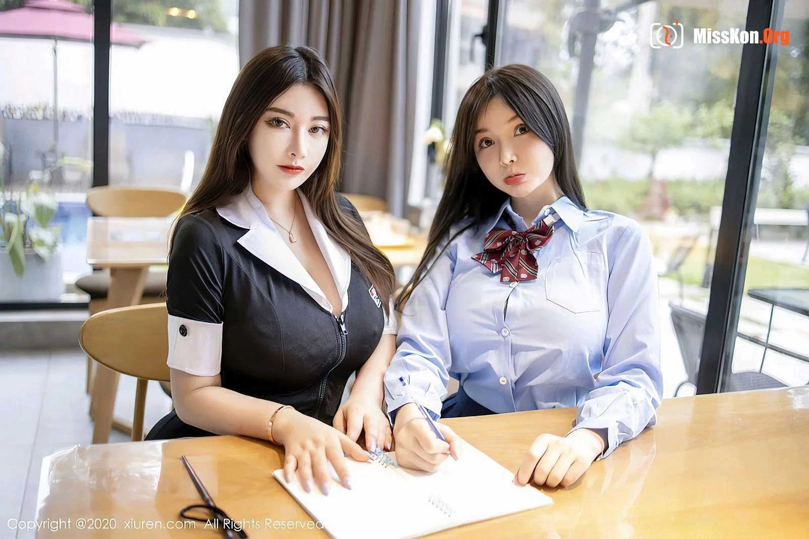 Multiple models - Photo 4