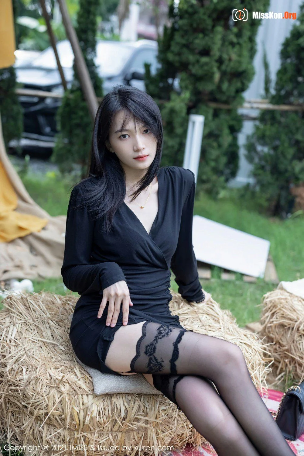 Multiple models - Photo 34