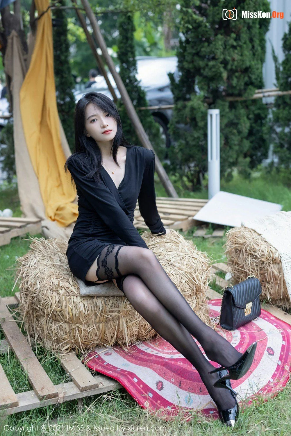 Multiple models - Photo 37