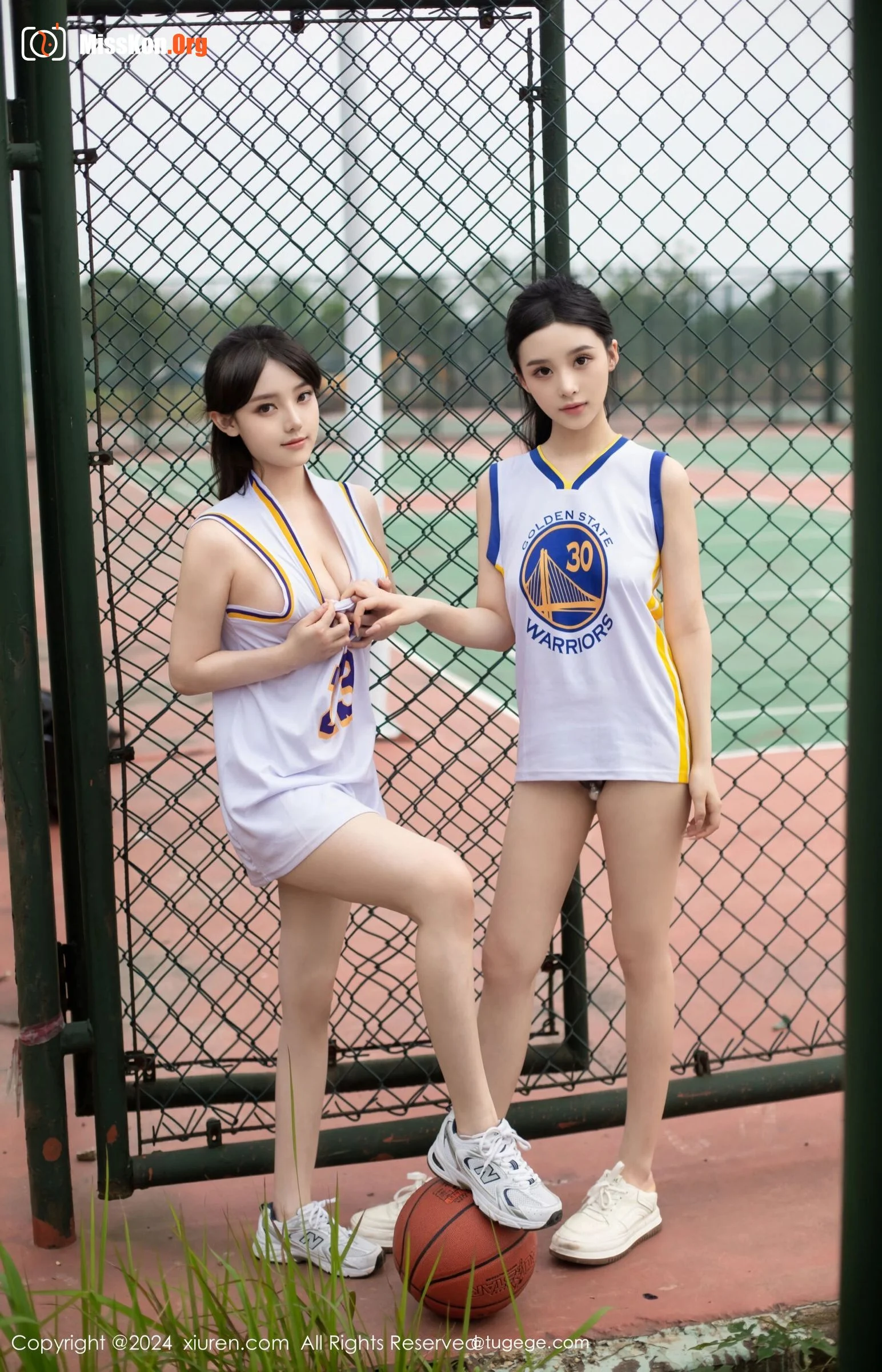 Multiple models - Photo 80