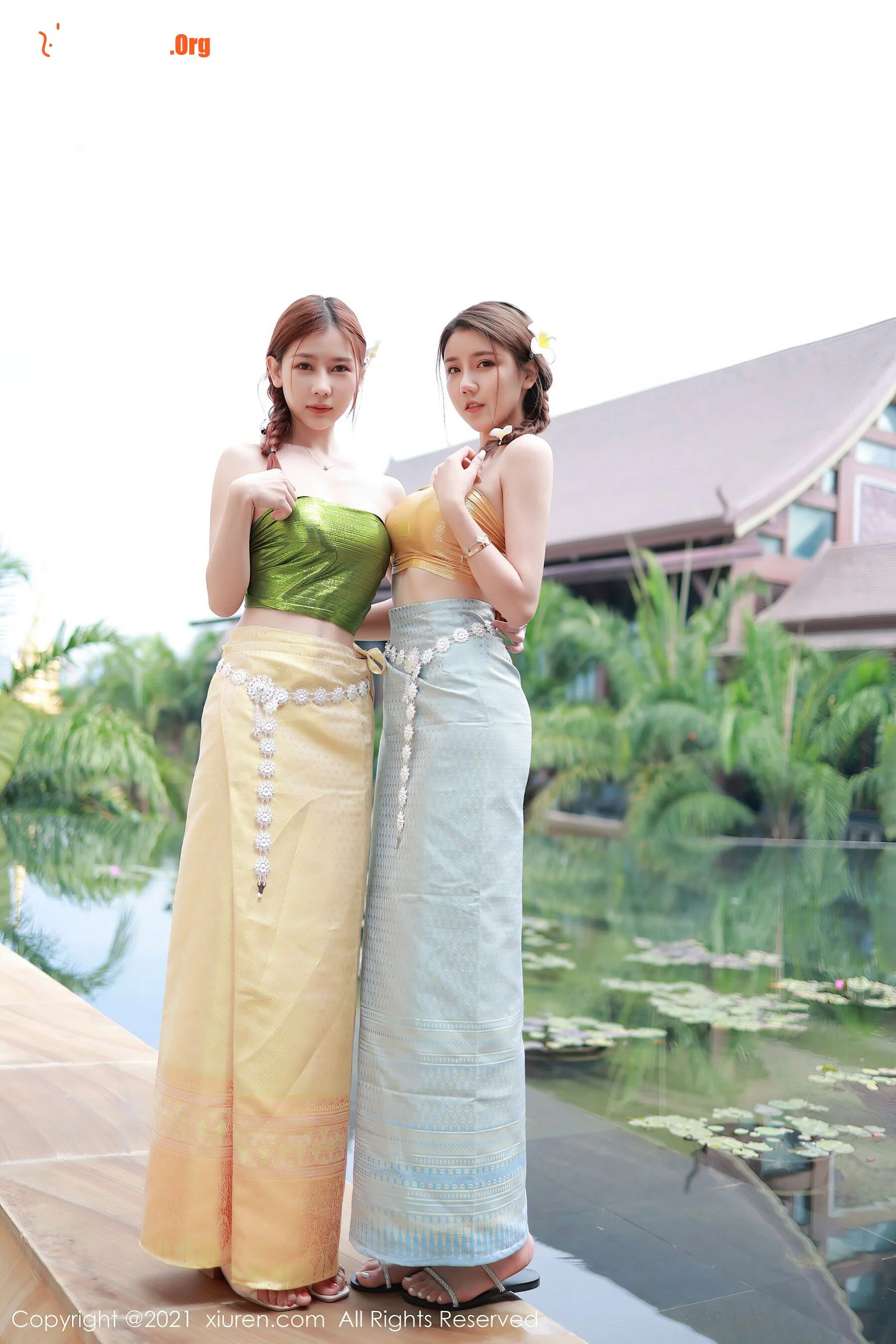 Multiple models - Photo 2