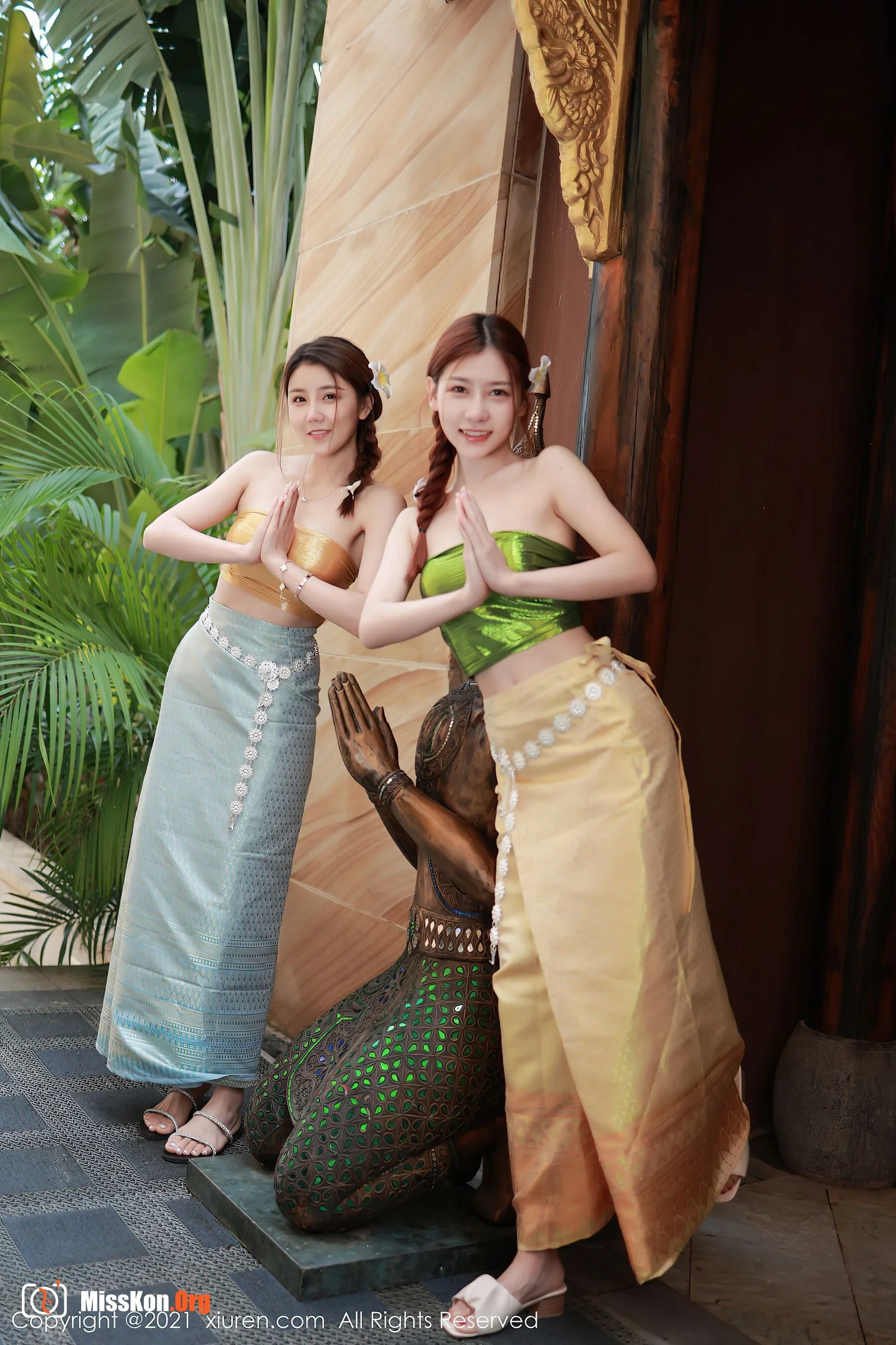 Multiple models - Photo 8
