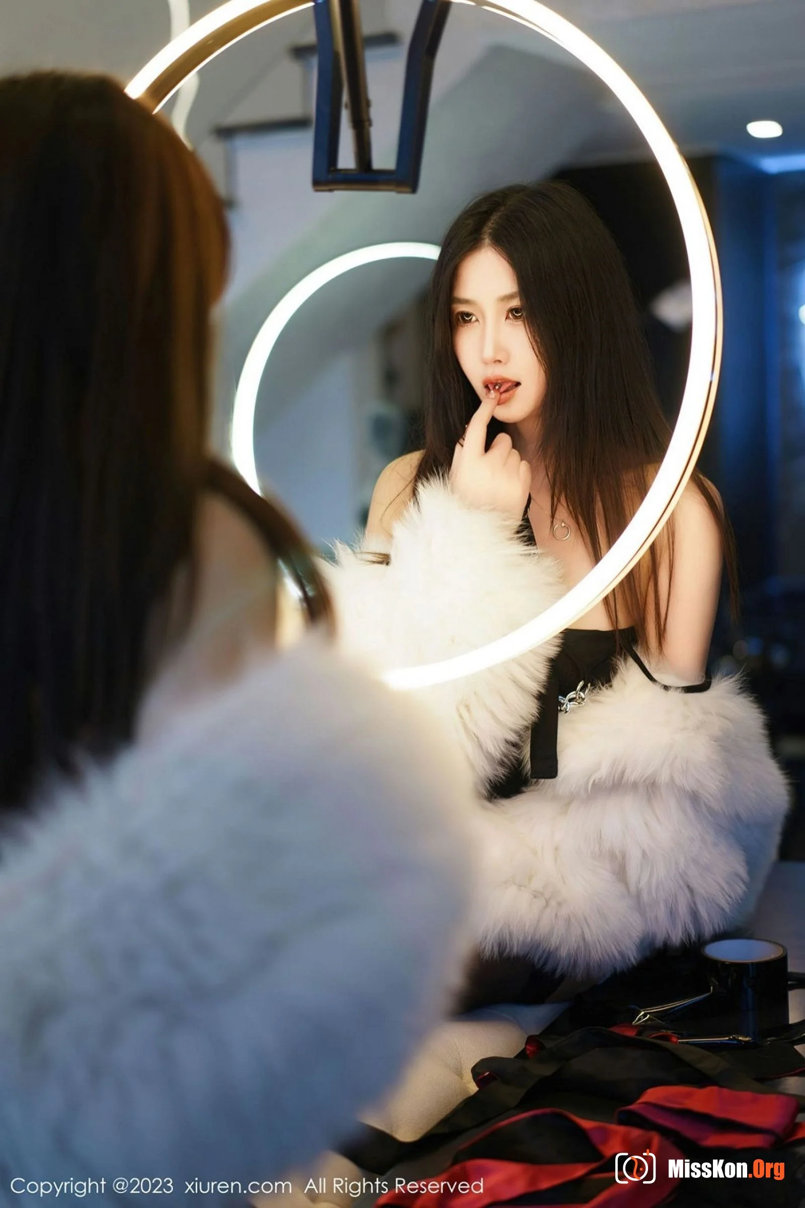 Multiple models - Photo 6