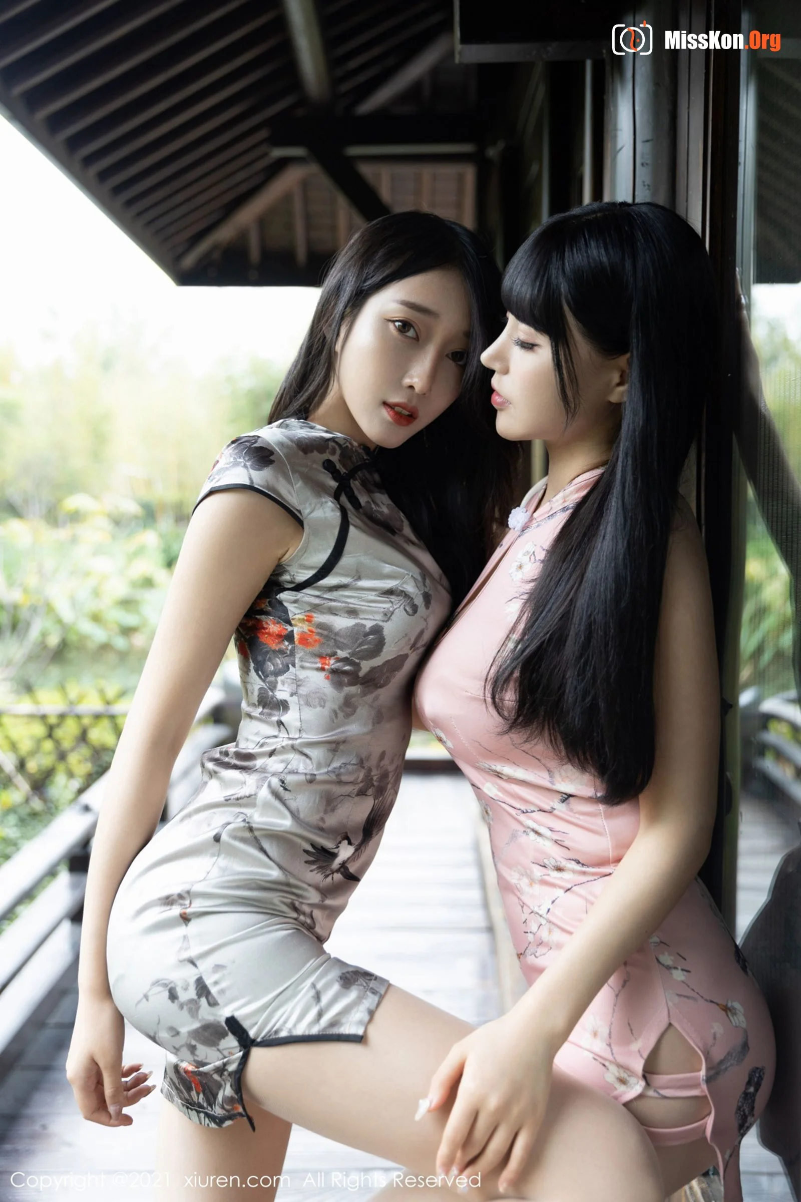 Multiple models - Photo 24