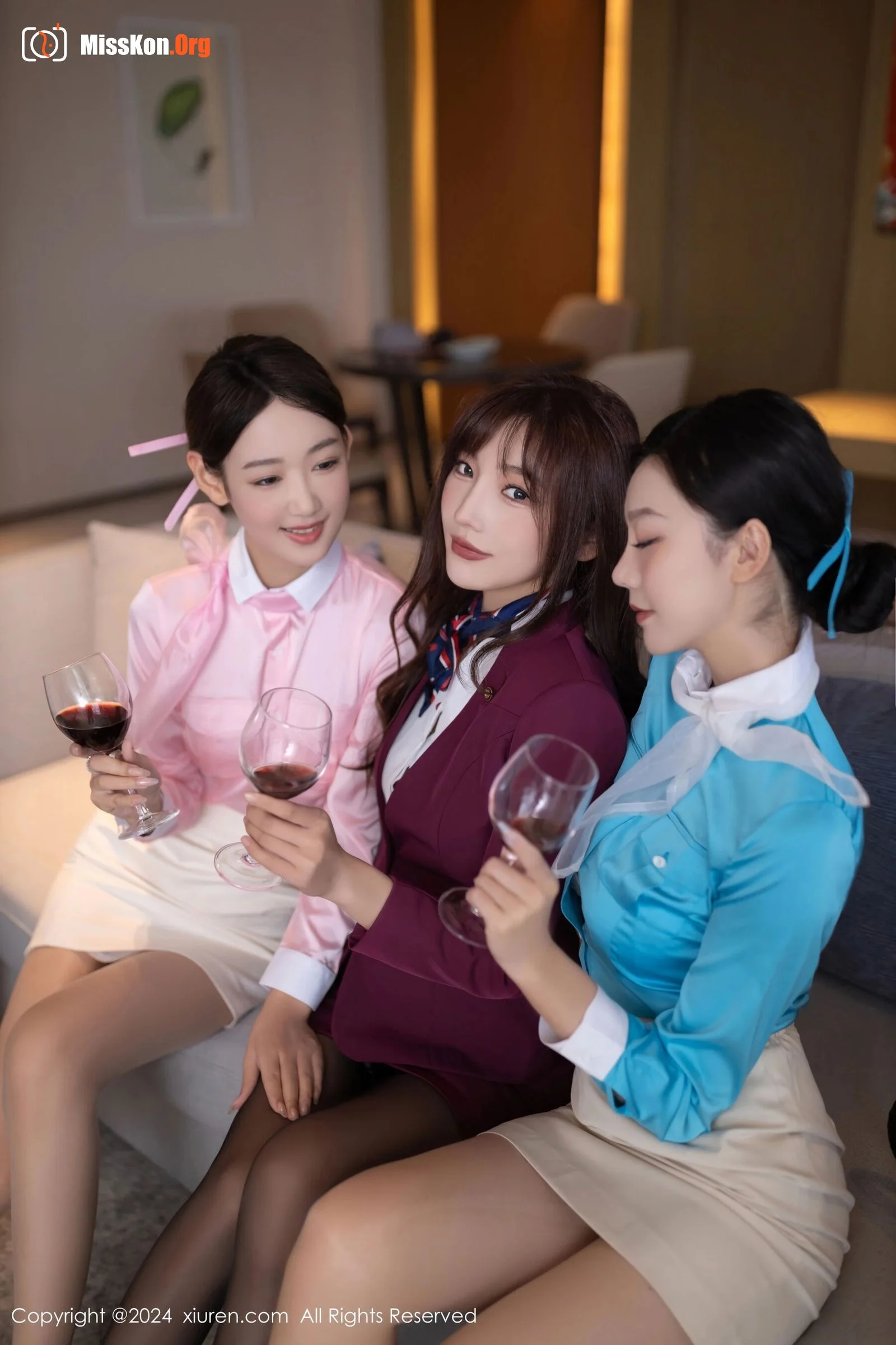 Multiple models - Photo 9