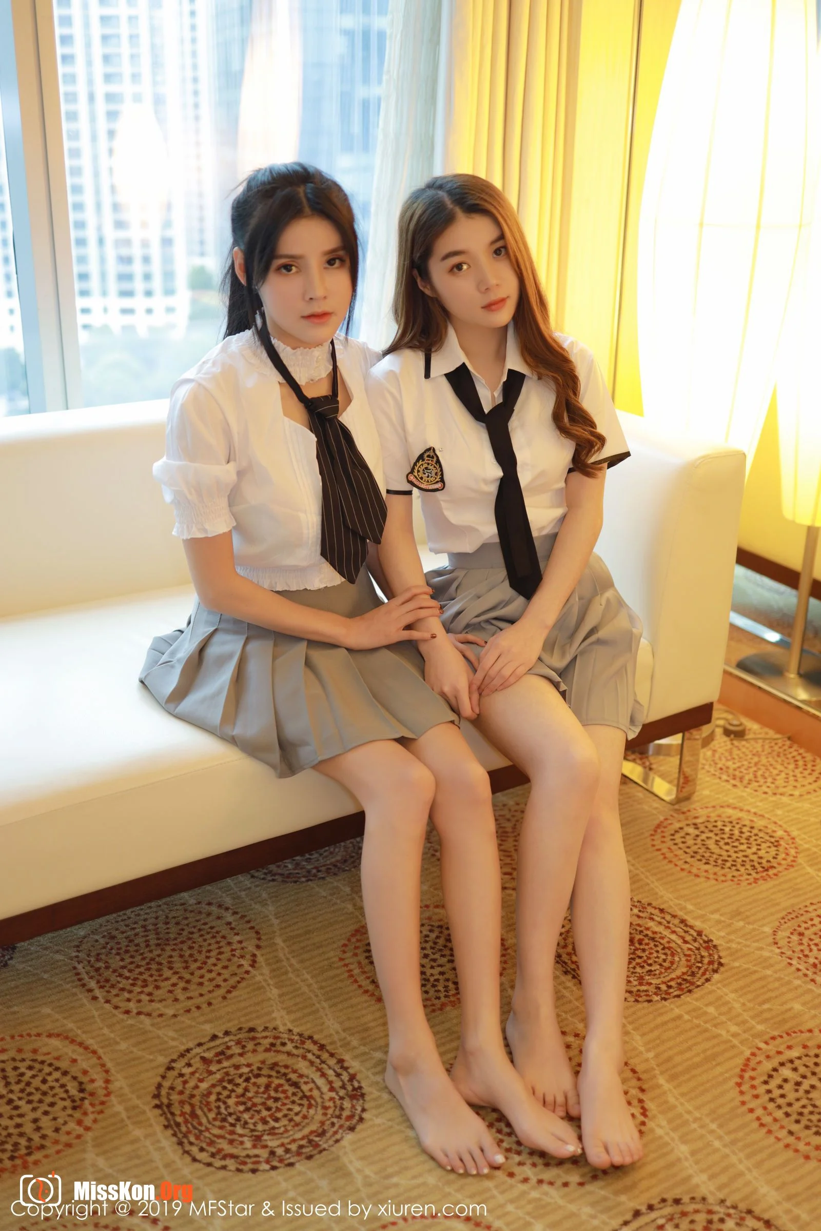 Multiple models - Photo 26
