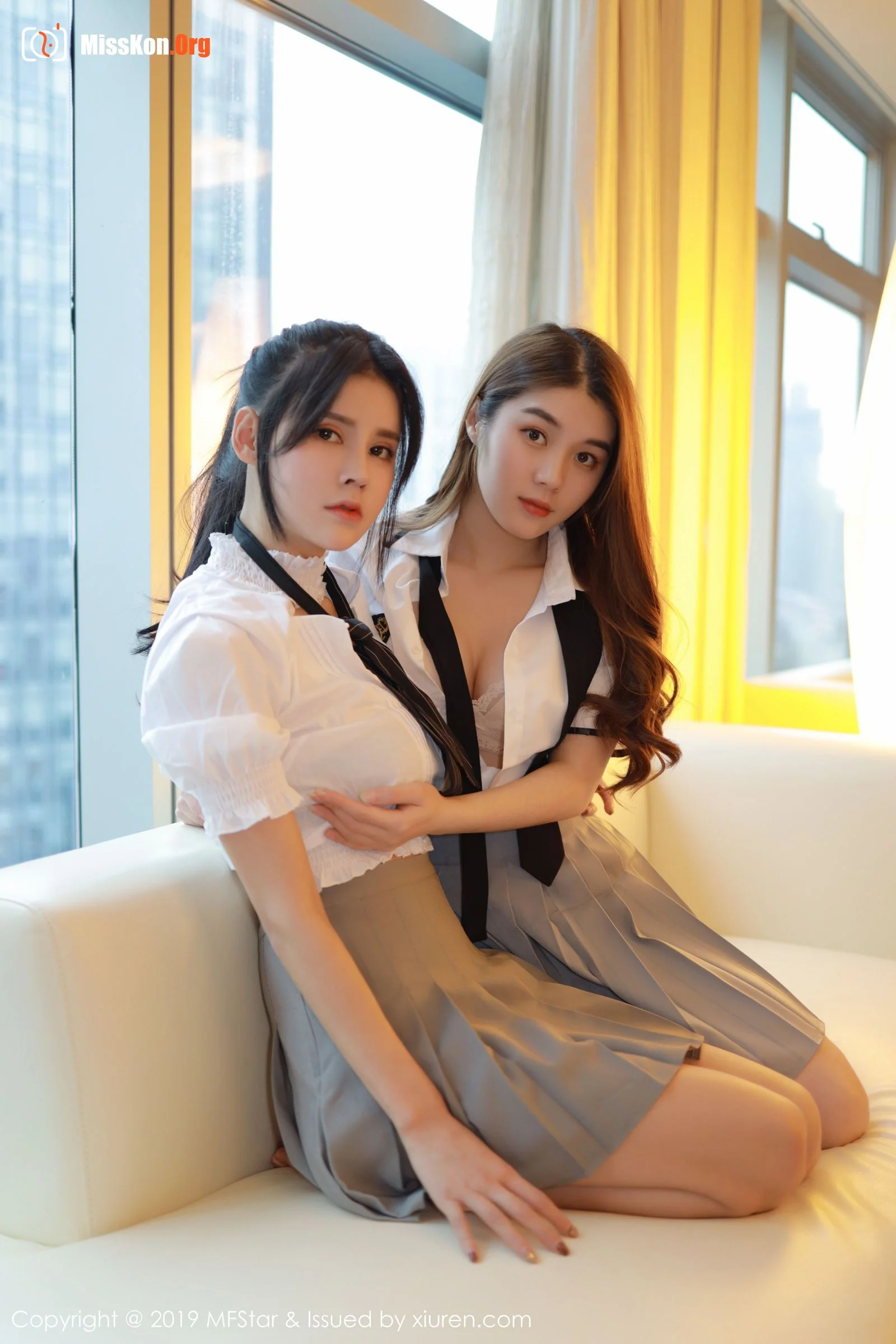 Multiple models - Photo 30