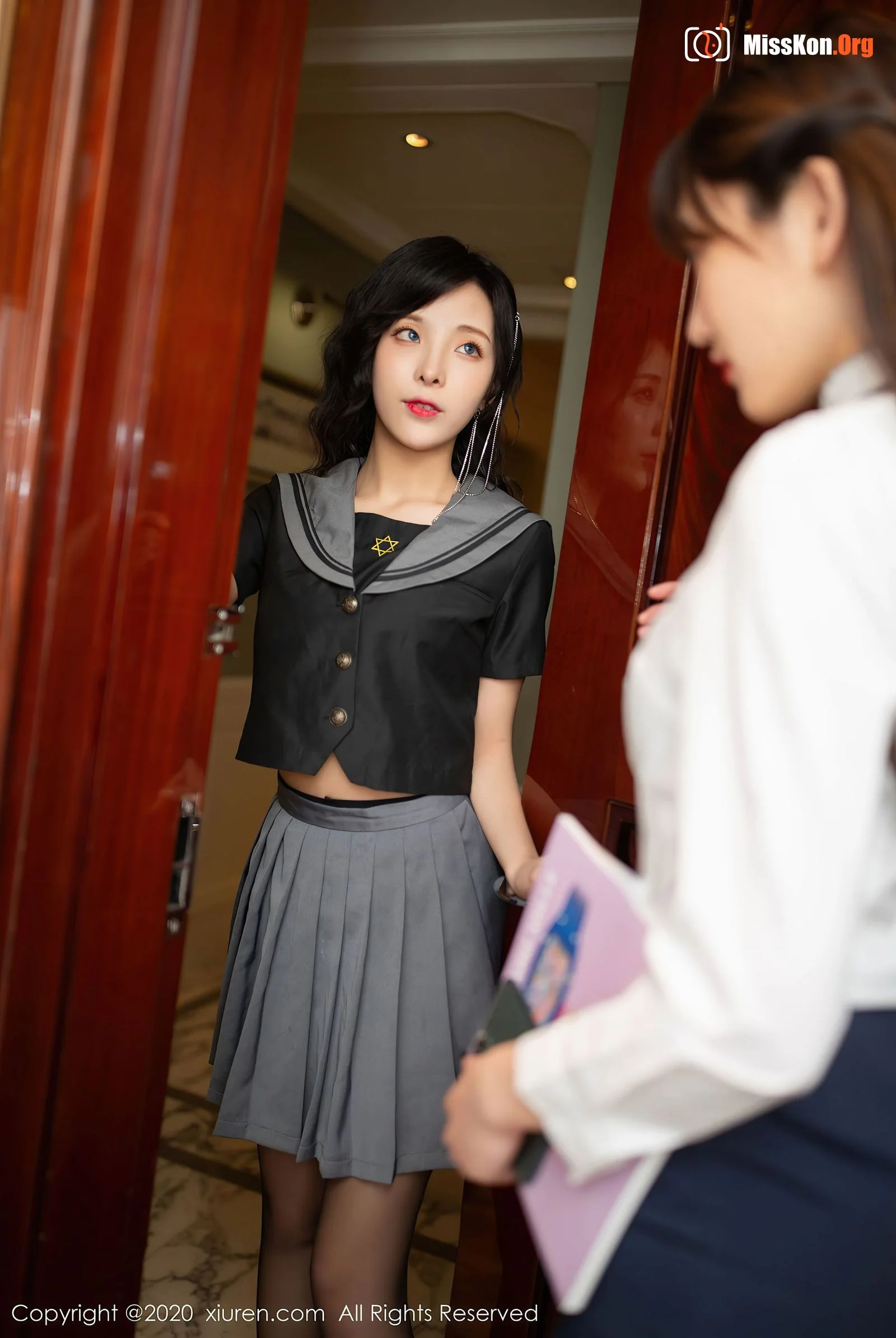 Multiple models - Photo 4