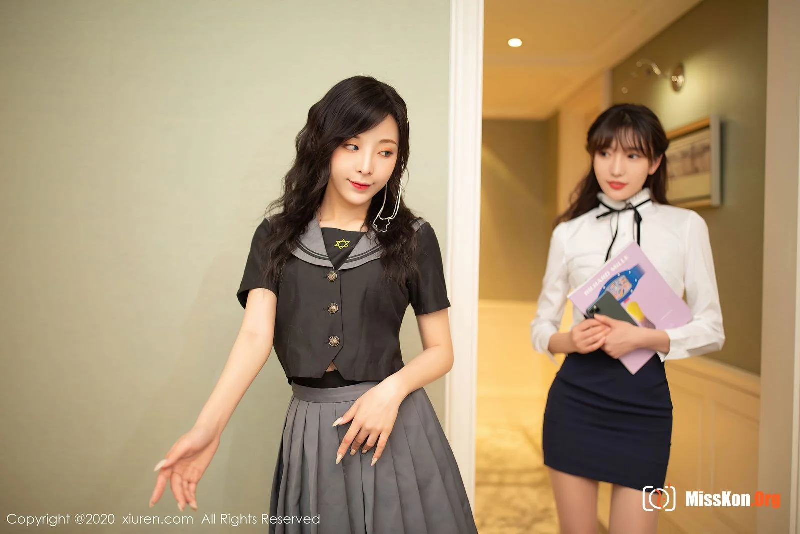 Multiple models - Photo 6