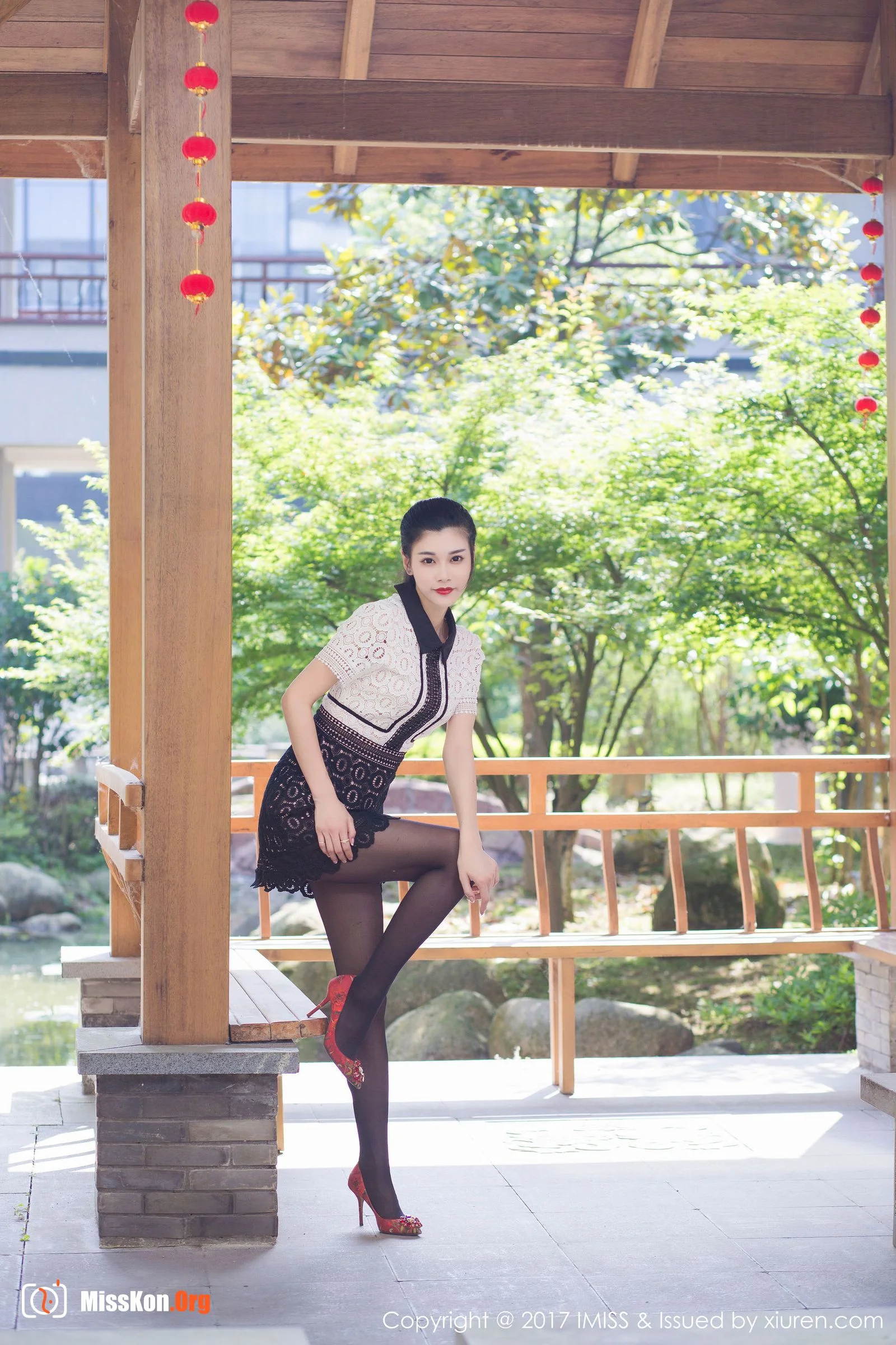 Multiple models - Photo 48