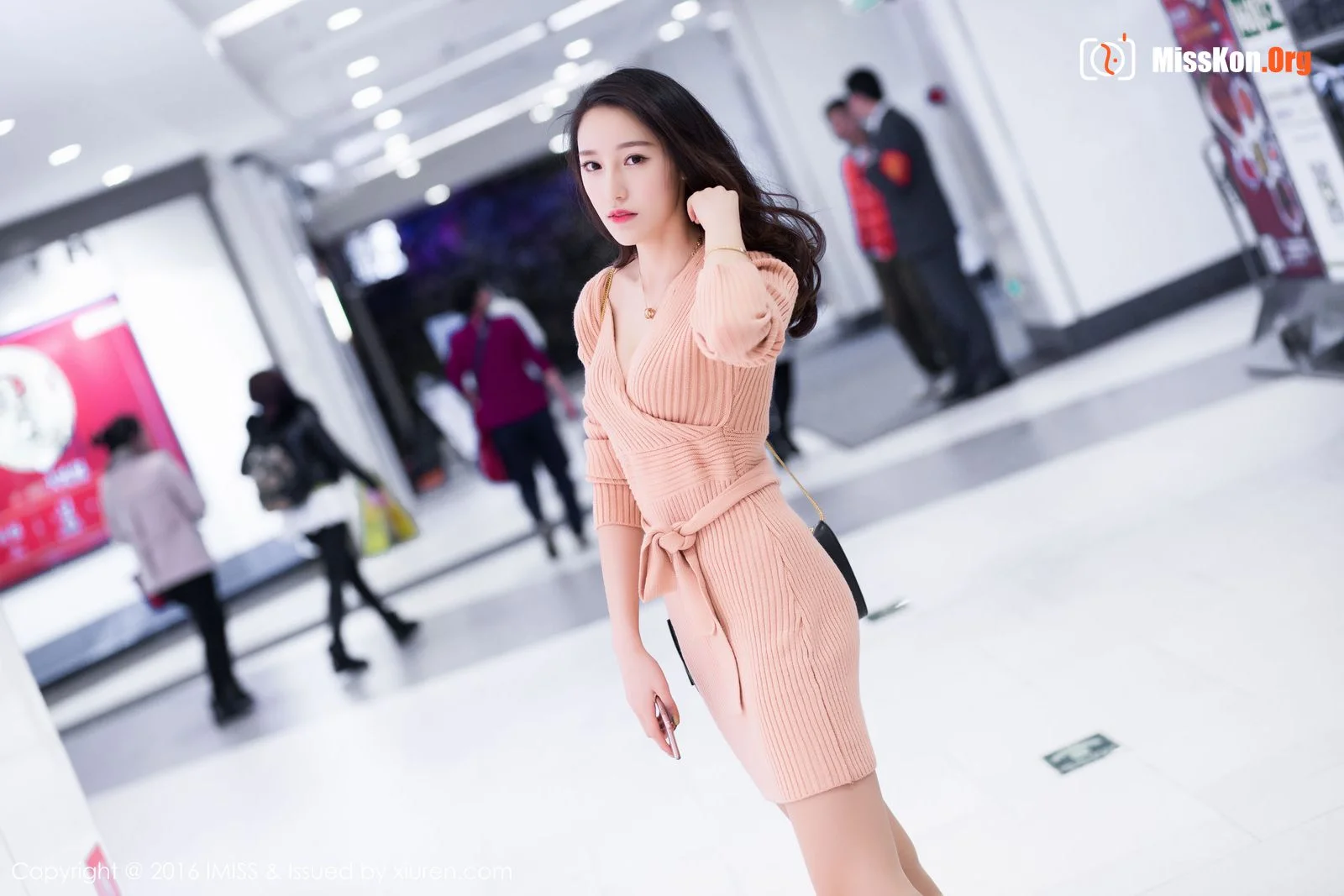 Multiple models - Photo 27