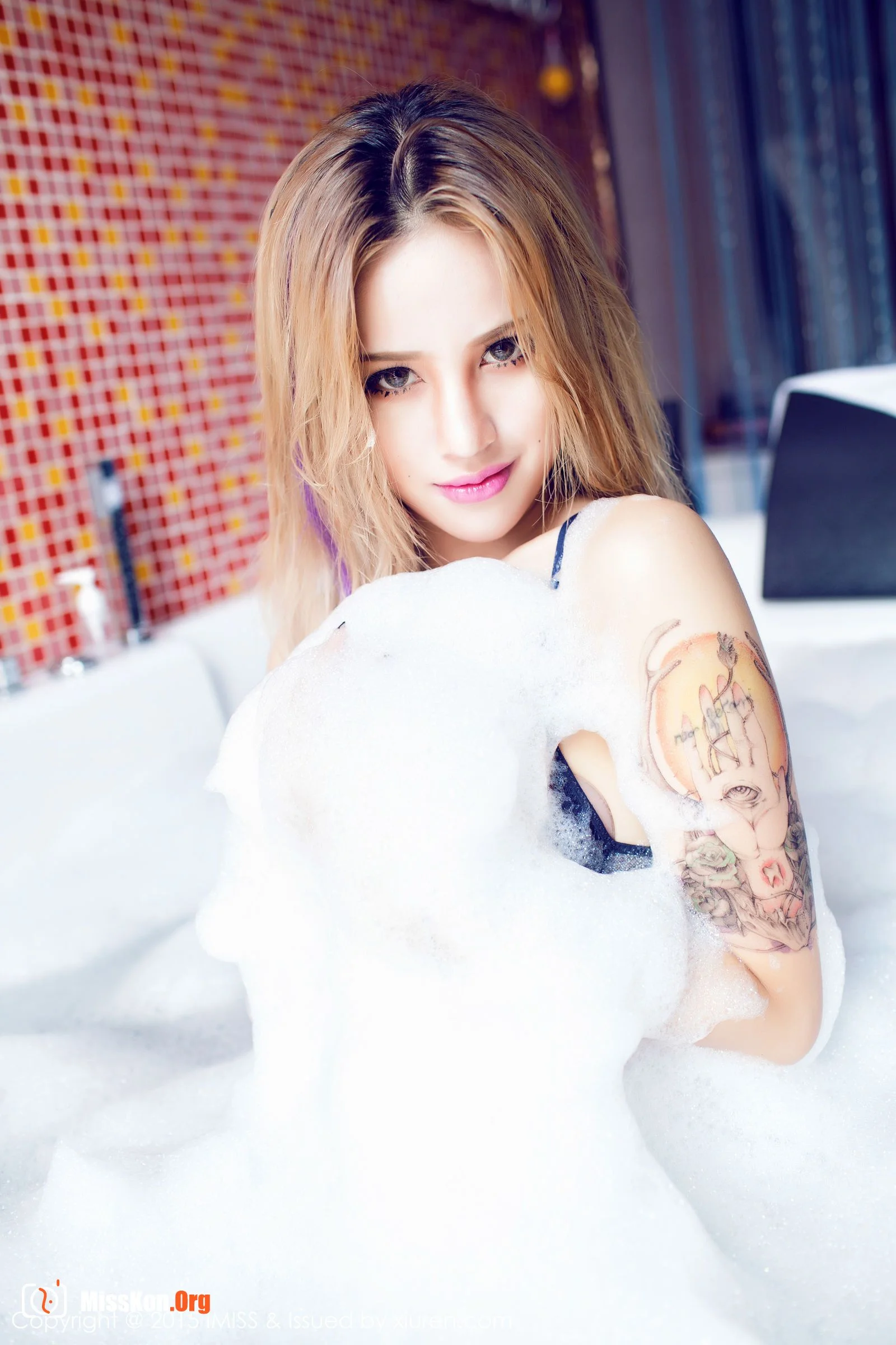 Multiple models - Photo 44